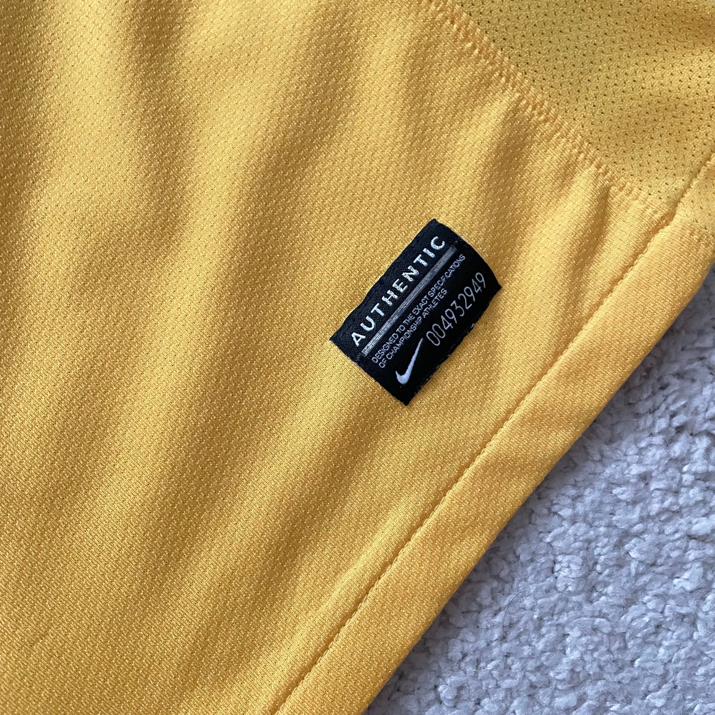 Brazil 2010 World Cup home x Kaka #10 (L)