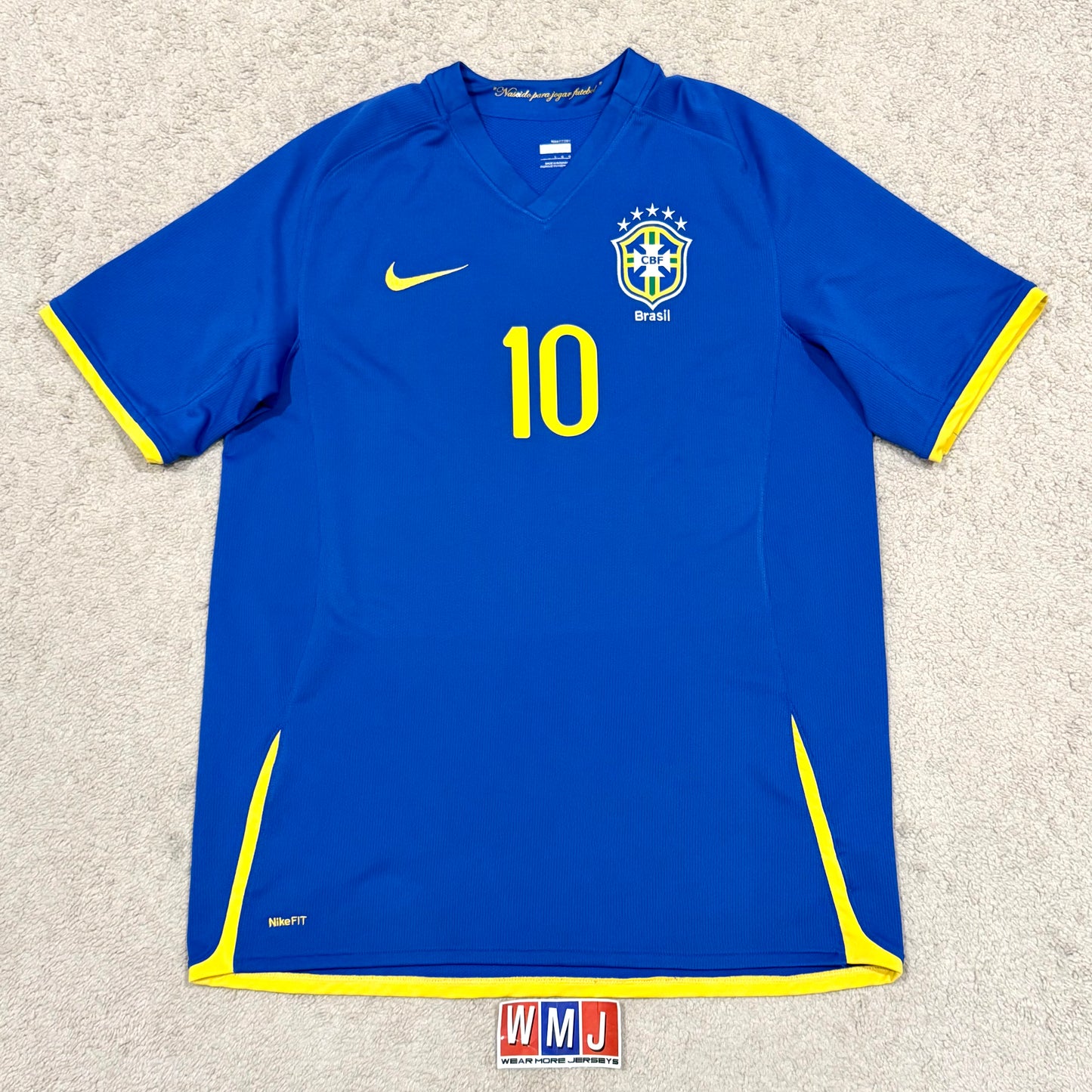 Brazil 2008/2009/2010 away x Ronaldinho #10 (L) *has a very tiny hole in front
