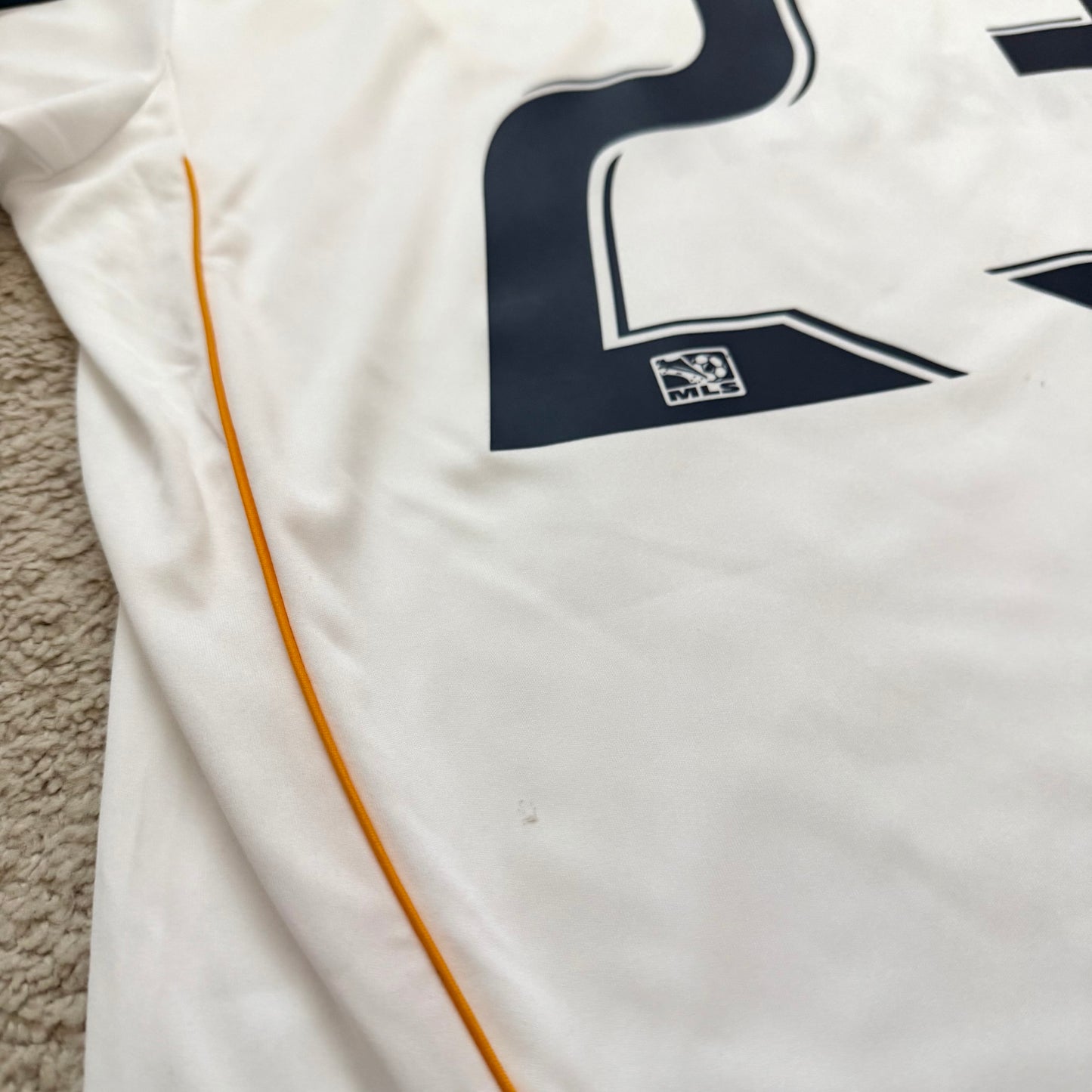 LA Galaxy 2010/11 home x David Beckham #23 (L)