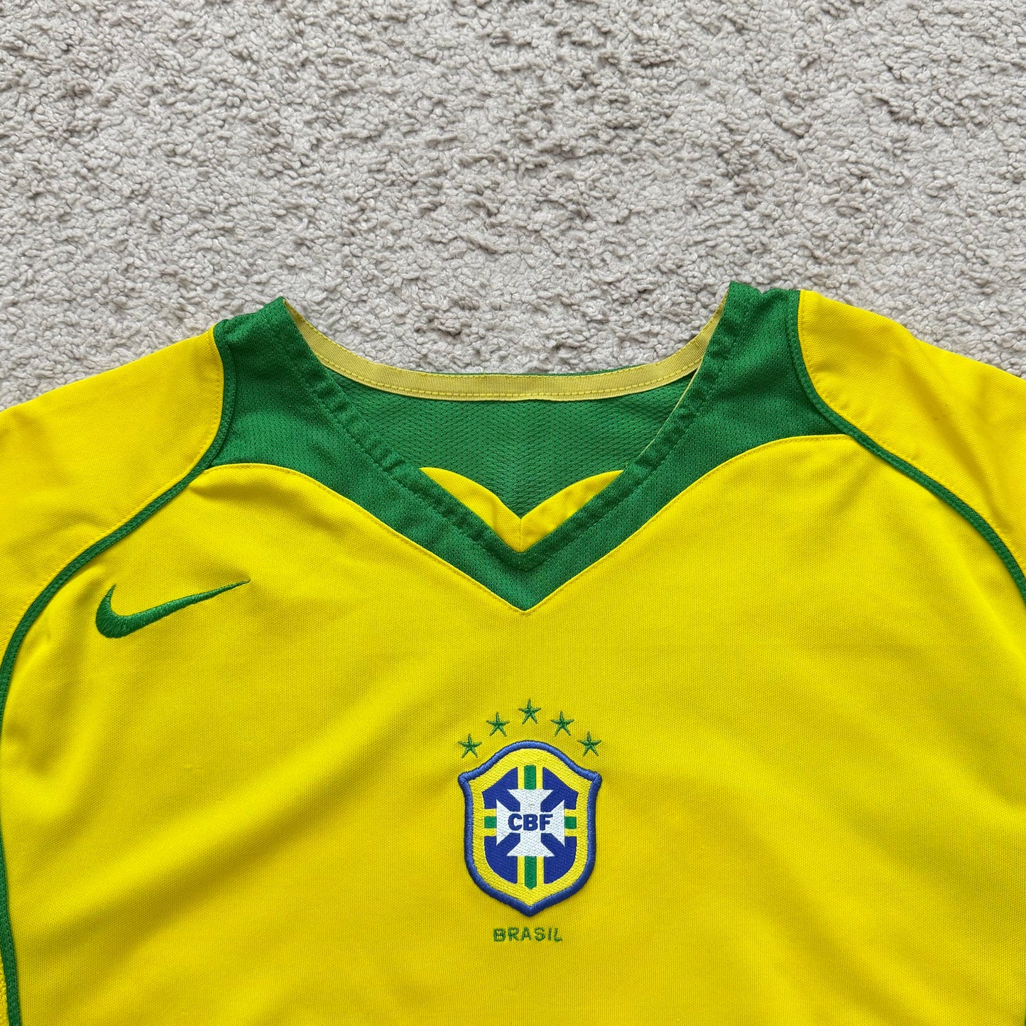 Brazil 2004/06 home x Ronaldinho #10 (L)