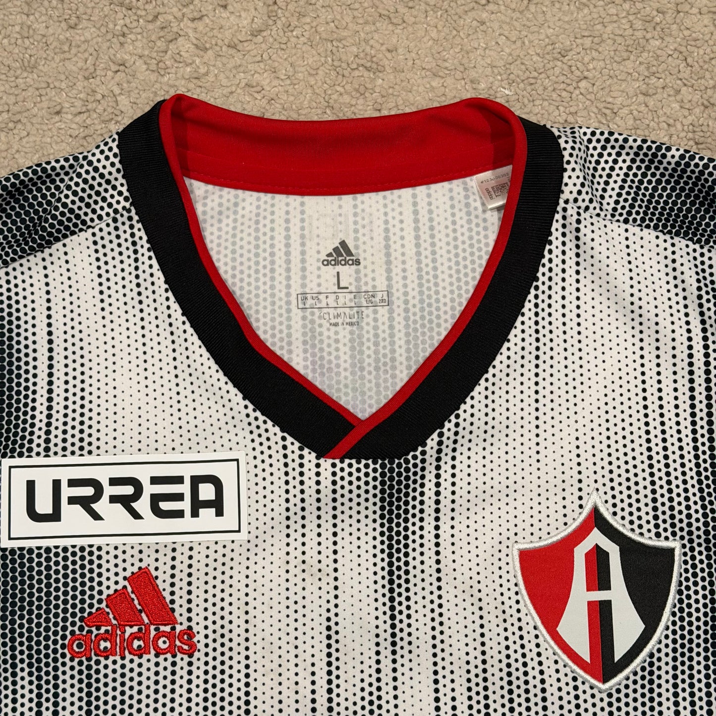 Atlas 2019/20 away (L)