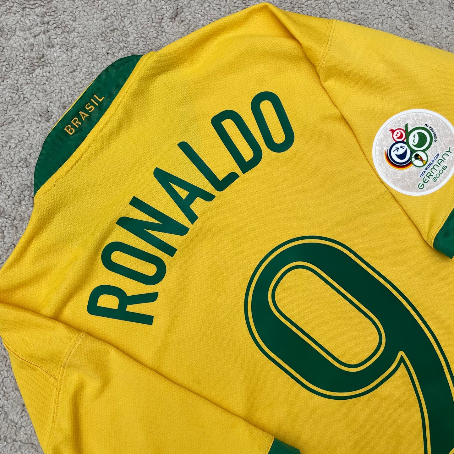 Brazil 2006 World Cup home x Ronaldo Nazario #9 (XL)