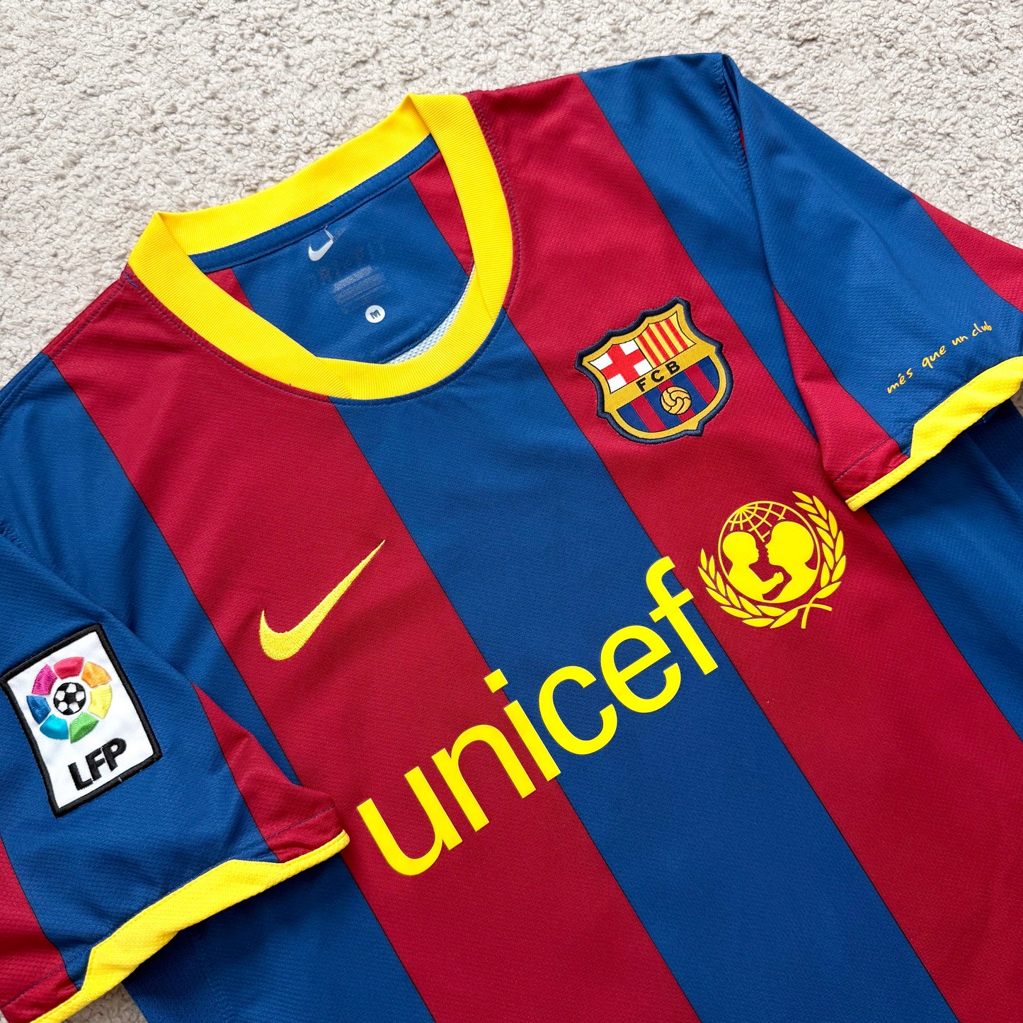 Barcelona 2010/11 home x Messi #10 (M)