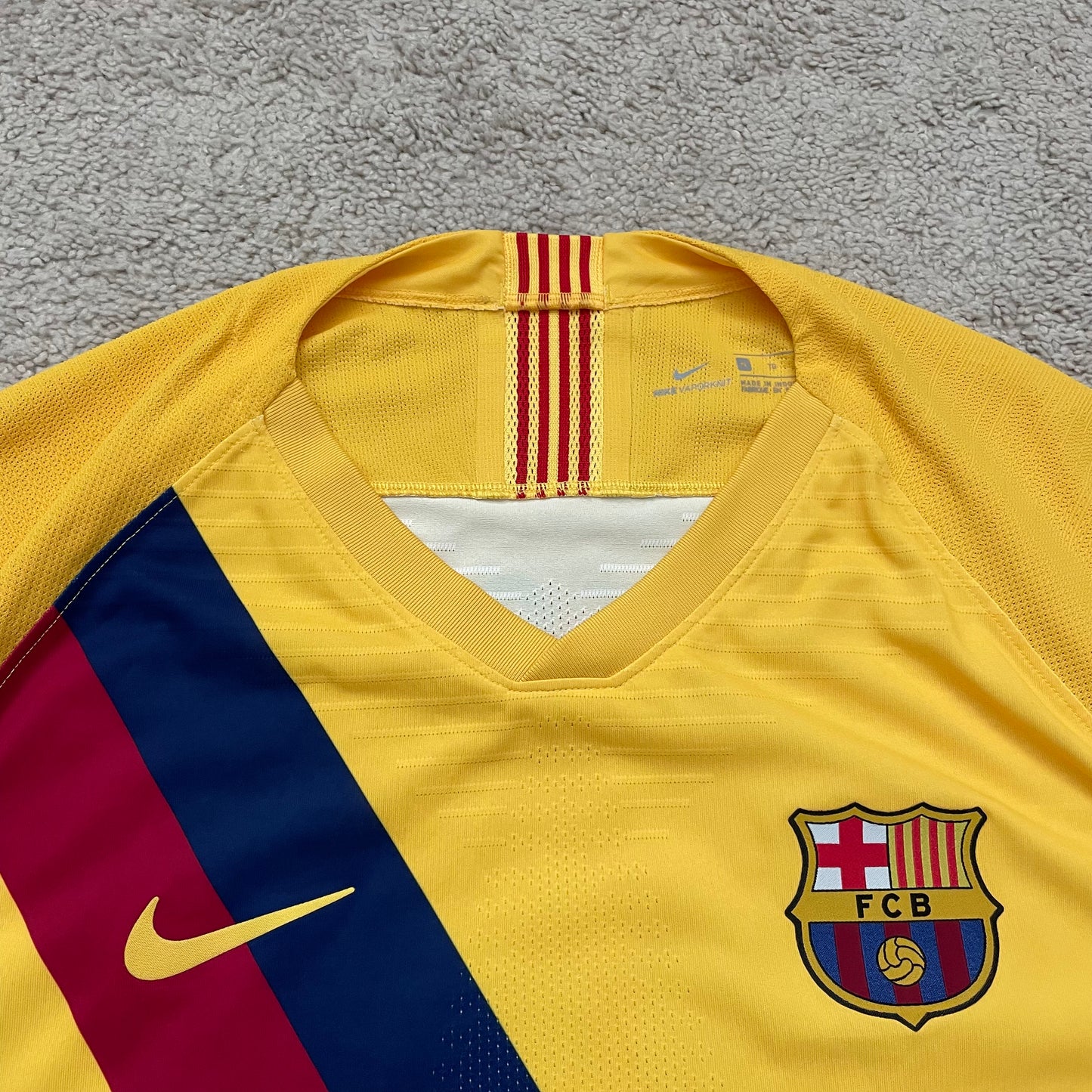 Barcelona 2019/20 away PLAYER VERSION x Messi #10 (XL)