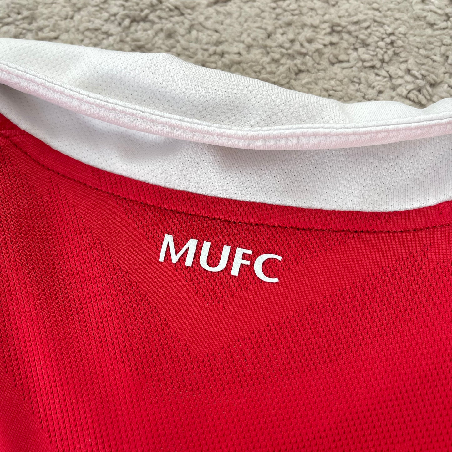 Manchester United 2010/11 home x Chicharito Hernandez #14 (L)