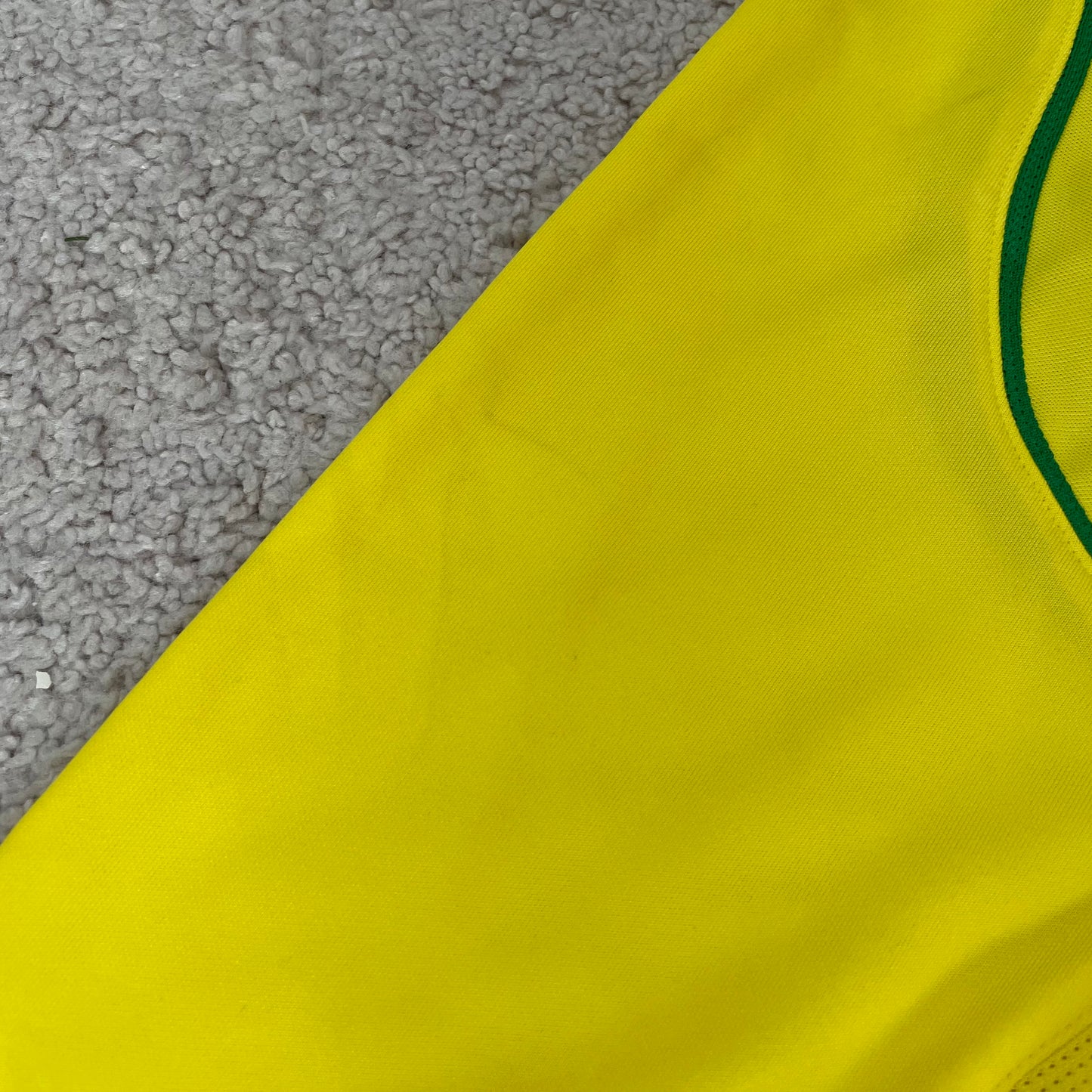 Brazil 2004 Copa America home x Ronaldinho #10 (XL)