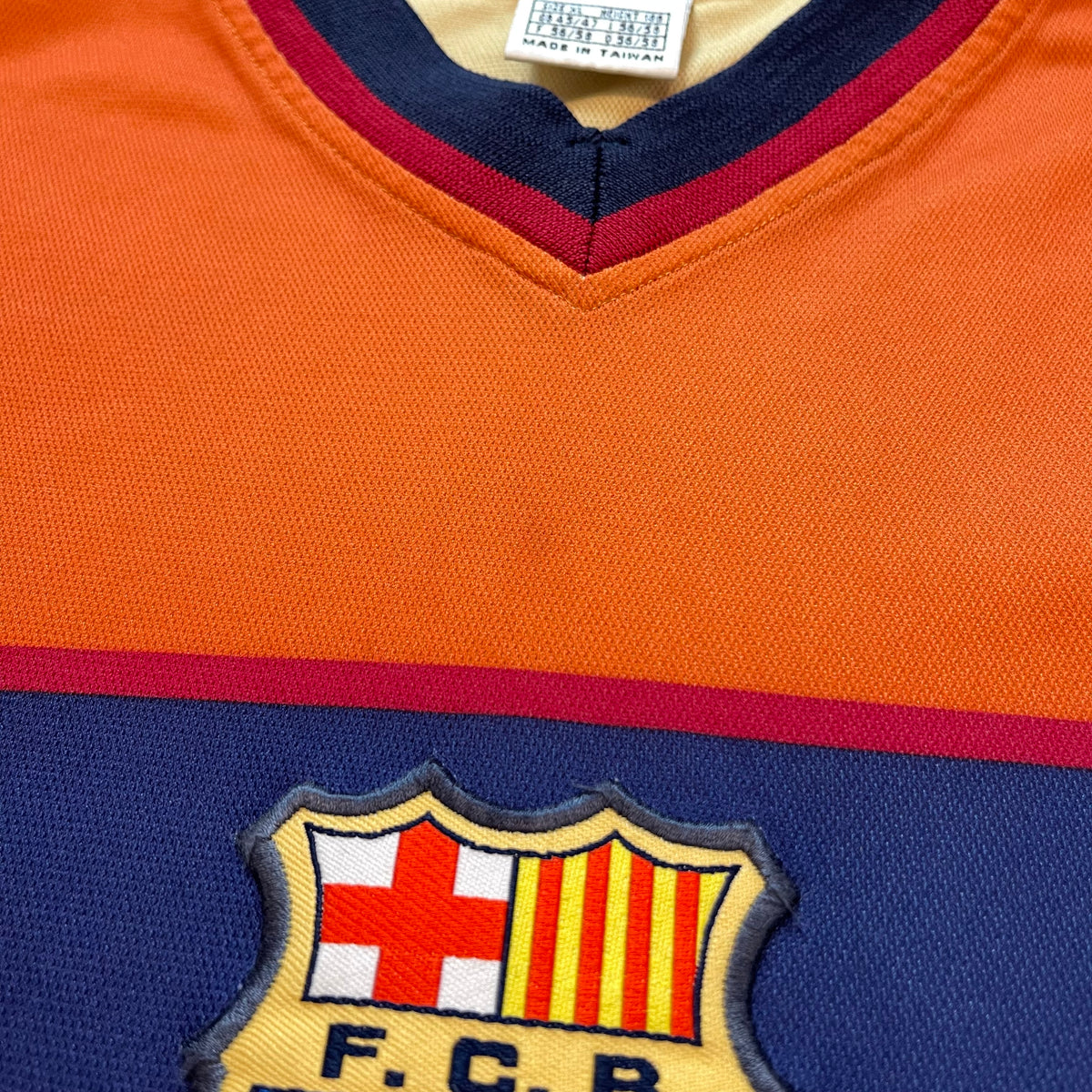 Barcelona 1998/1999/2000 third x Rivaldo #11 (XL) *has two tiny holes on the back