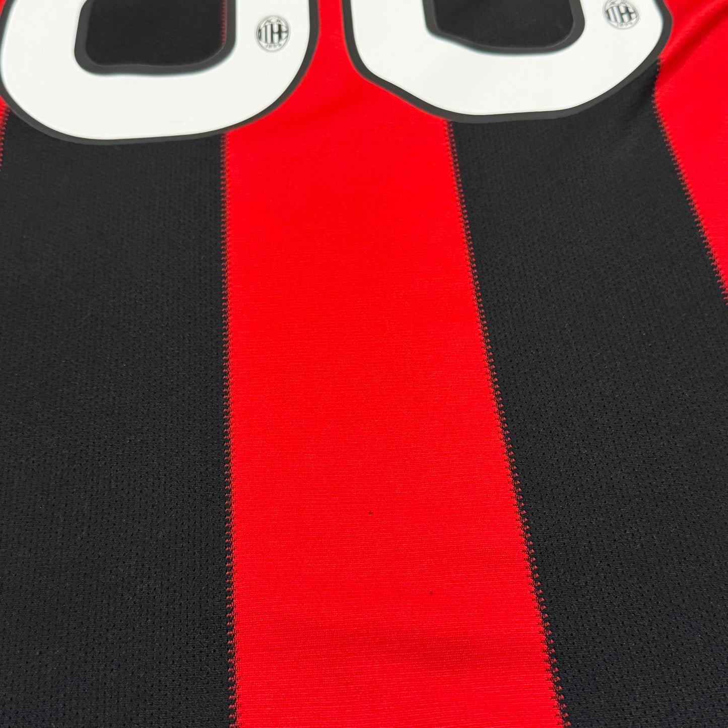 AC Milan 2010/11 home x Ronaldinho #80 (XL)