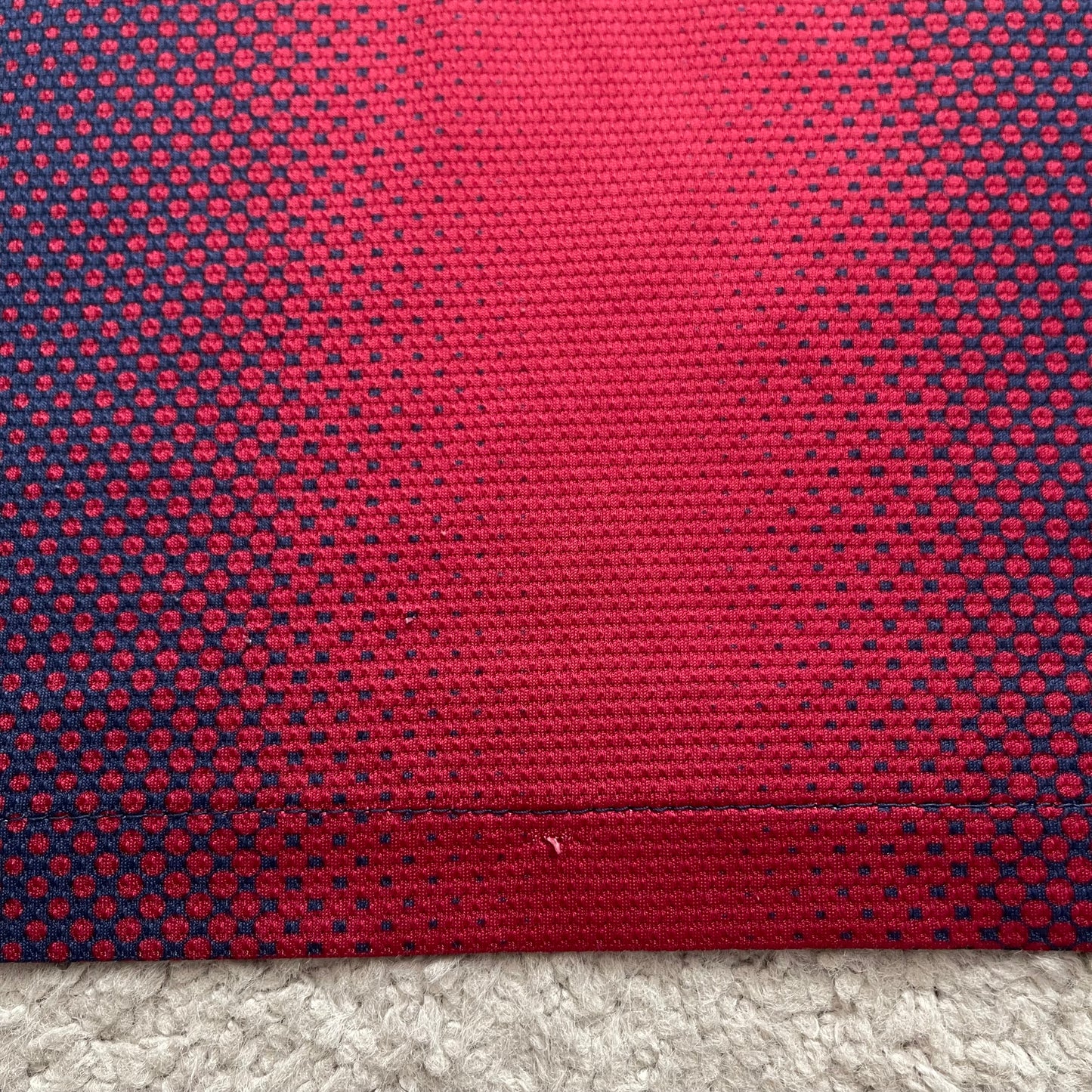 Barcelona 2012/13 home x Messi #10 (L) *has some holes on the back