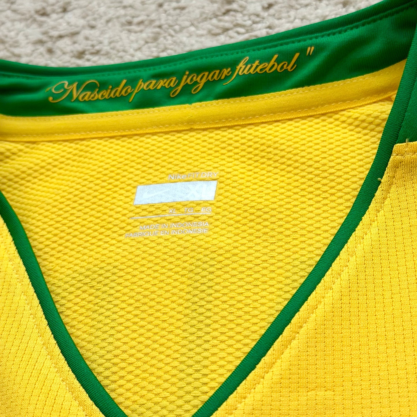 Brazil 2008/2009/2010 home x Ronaldinho #10 (XL)