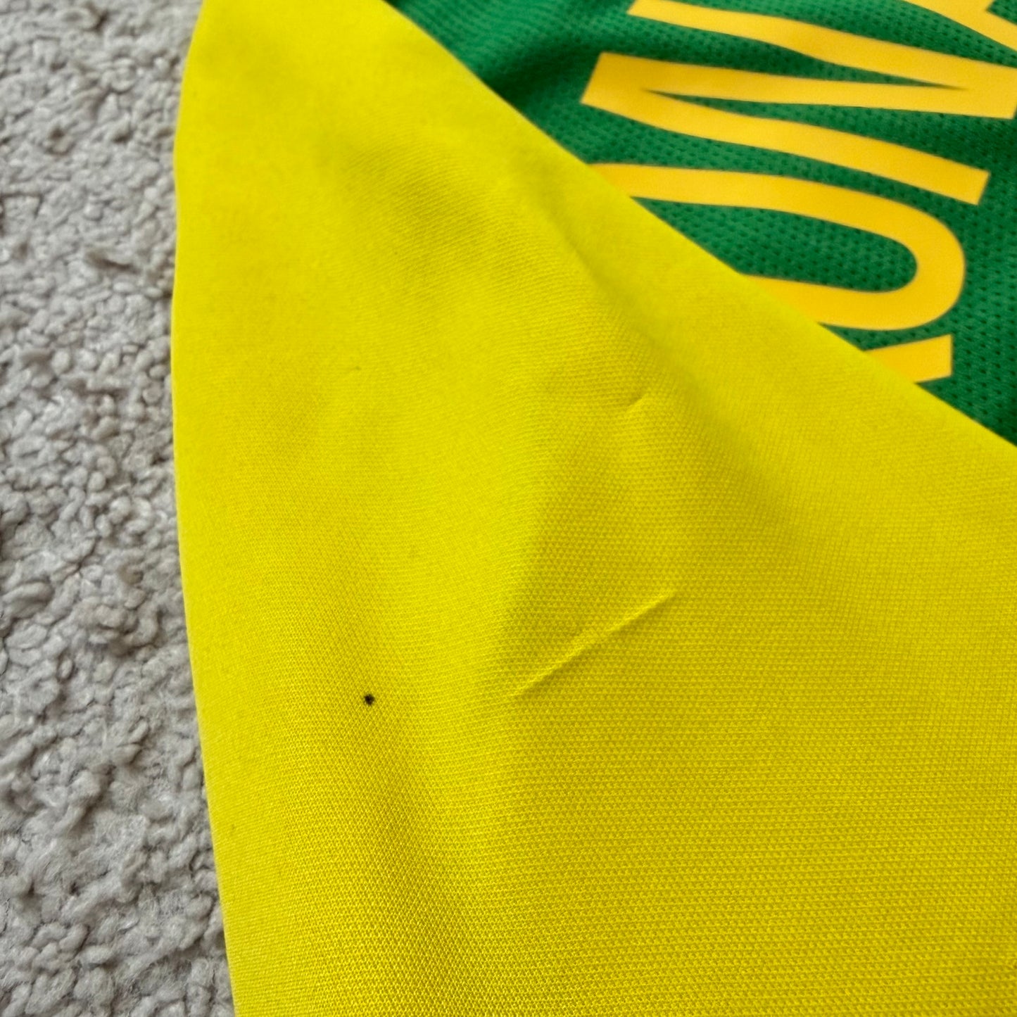 Brazil 2004/06 home x Ronaldinho #10 (L)
