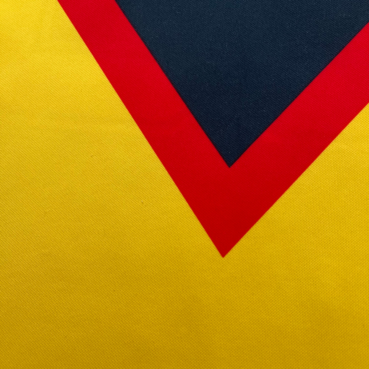 Club America 2009/10 home x Salvador Cabañas #10 (L)