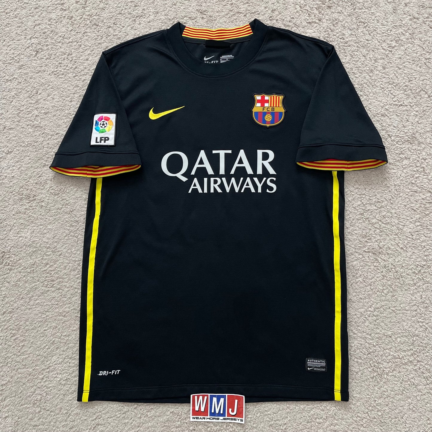 Barcelona 2013/14 third x Messi #10 (M)