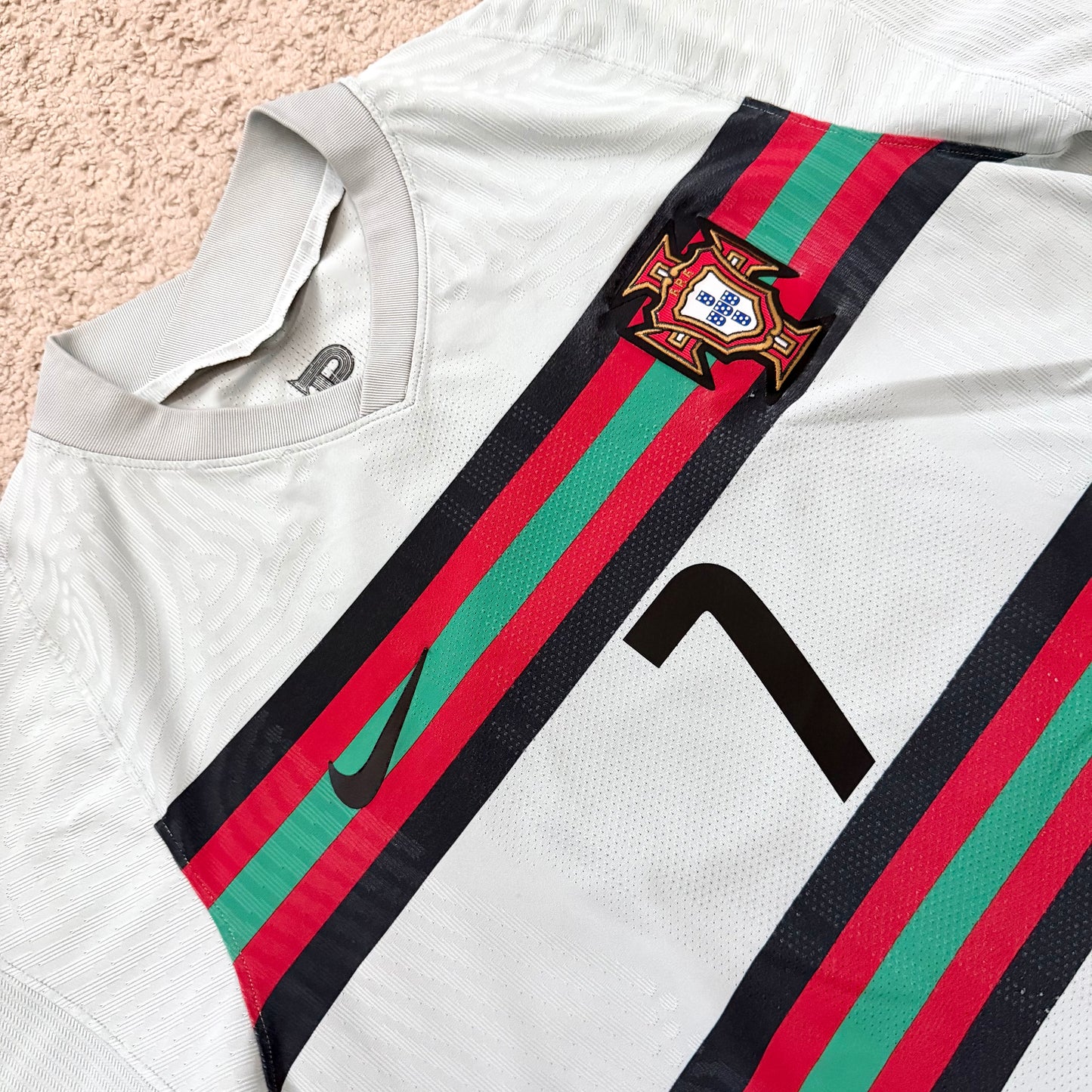 Portugal 2020 EURO away PLAYER VERSION x Cristiano Ronaldo #7 (XL)