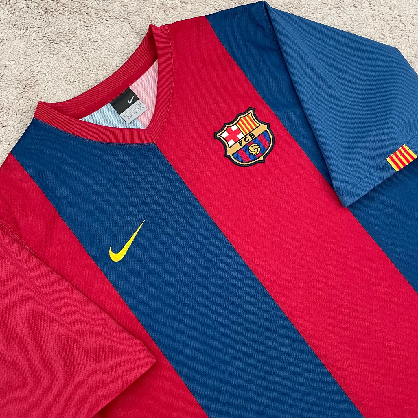 Barcelona 2006/07 home x Messi #19 (L)