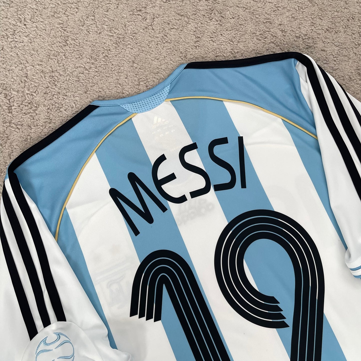 Argentina 2006 World Cup home x Messi #19 (M)