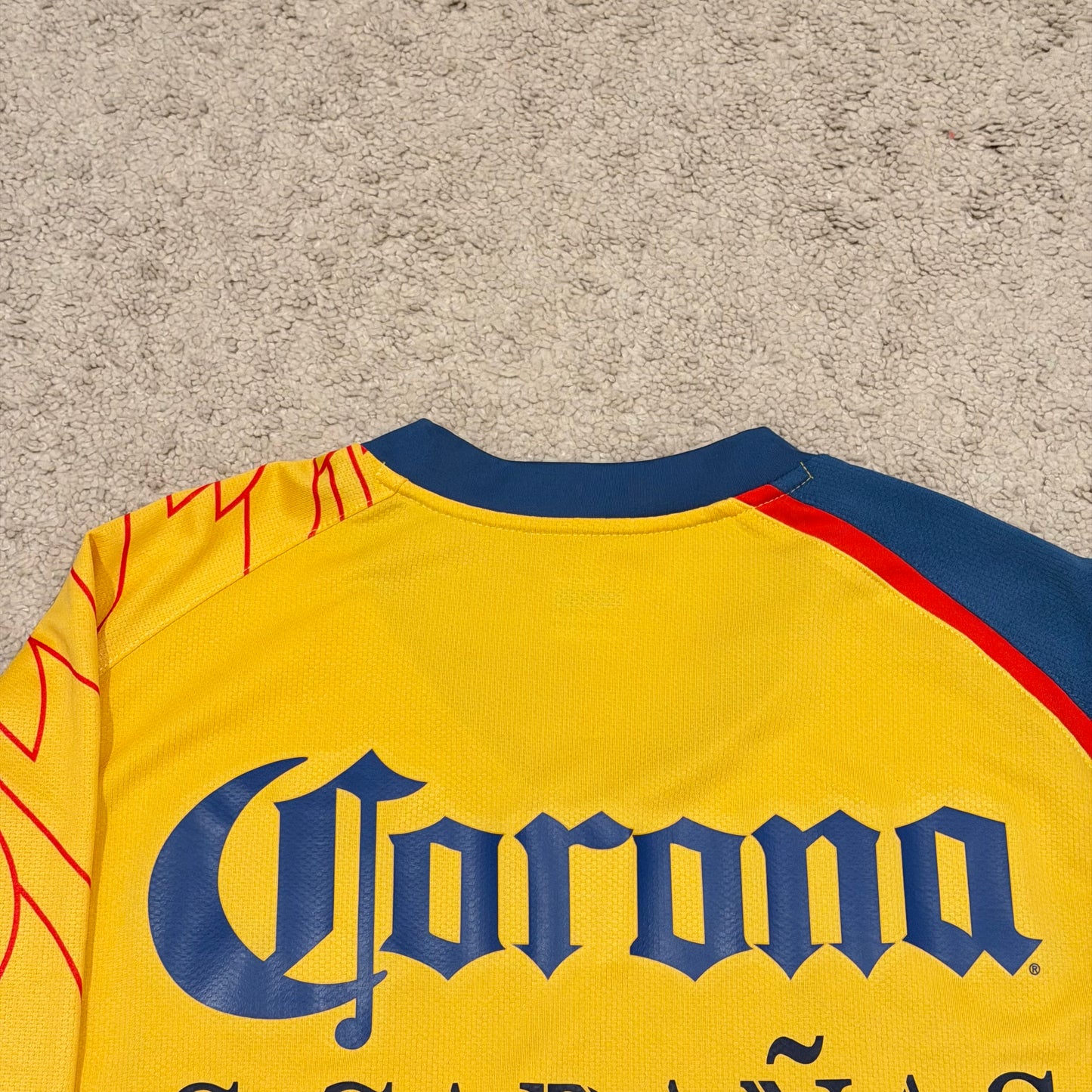 Club America 2007/08 home x Salvador Cabañas #9 (L)