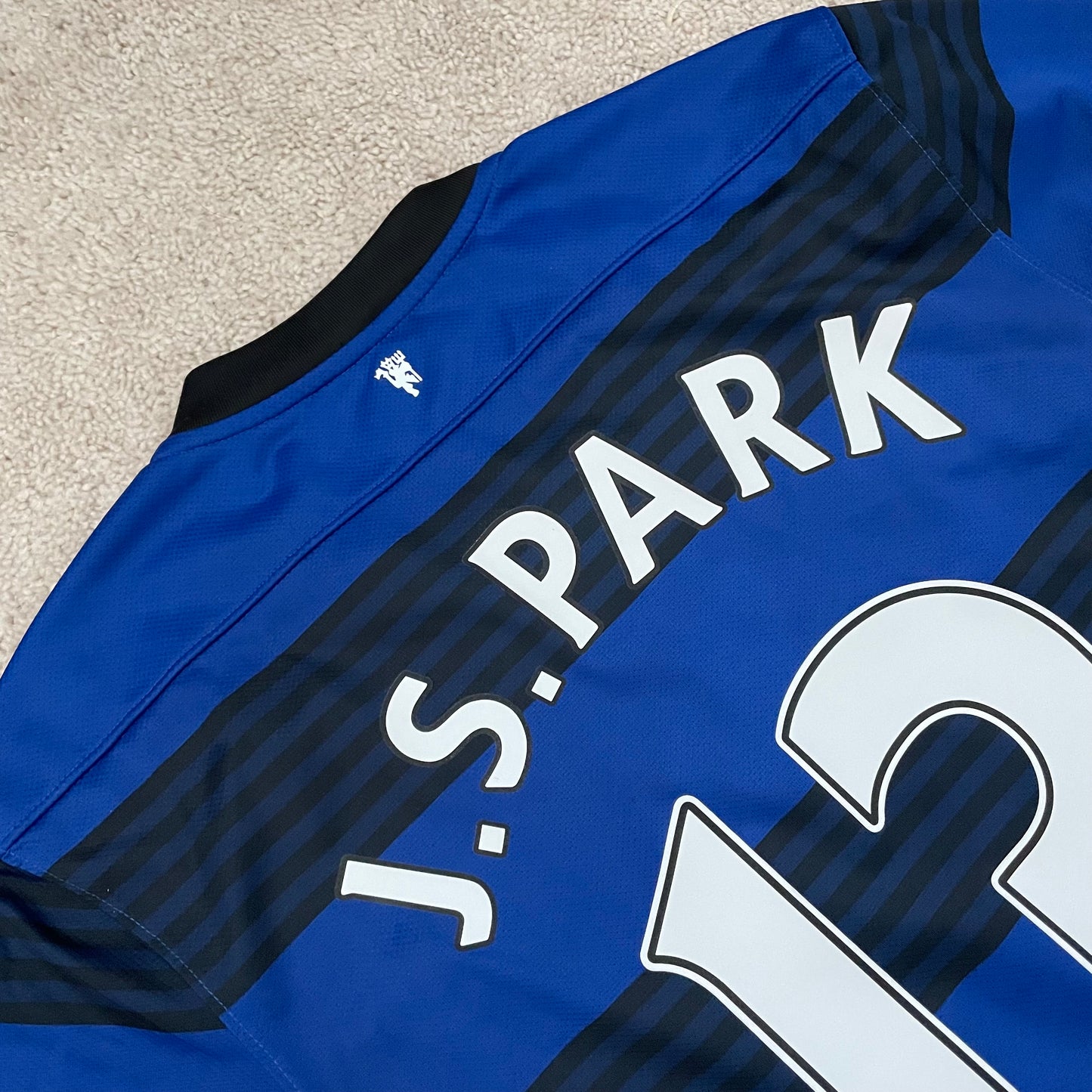 Manchester United 2011/12 away x Ji Sun Park #13 (M)