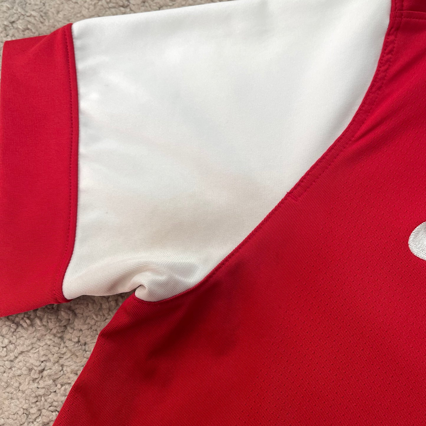 Arsenal 2010/11 home x Carlos Vela #11 (L)