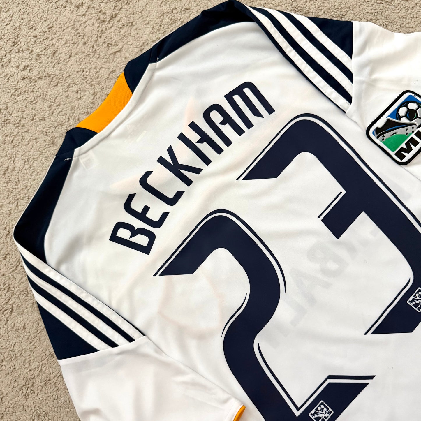 LA Galaxy 2010/11 home x David Beckham #23 (L)