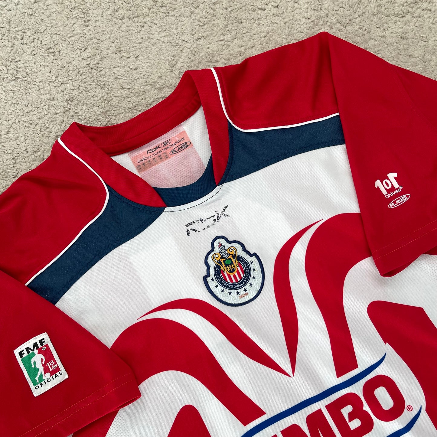 Chivas de Guadalajara 2006/07 home x Chicharito Hernandez #45 (S,runs BIG. Fits like a size M)