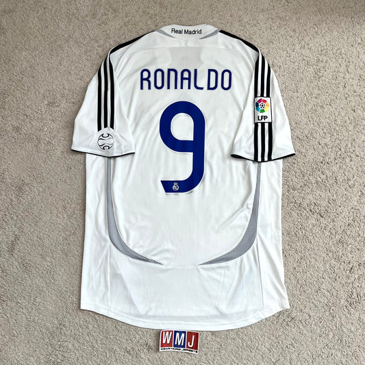 Real Madrid 2006/07 home x Ronaldo Nazario #9 (M)
