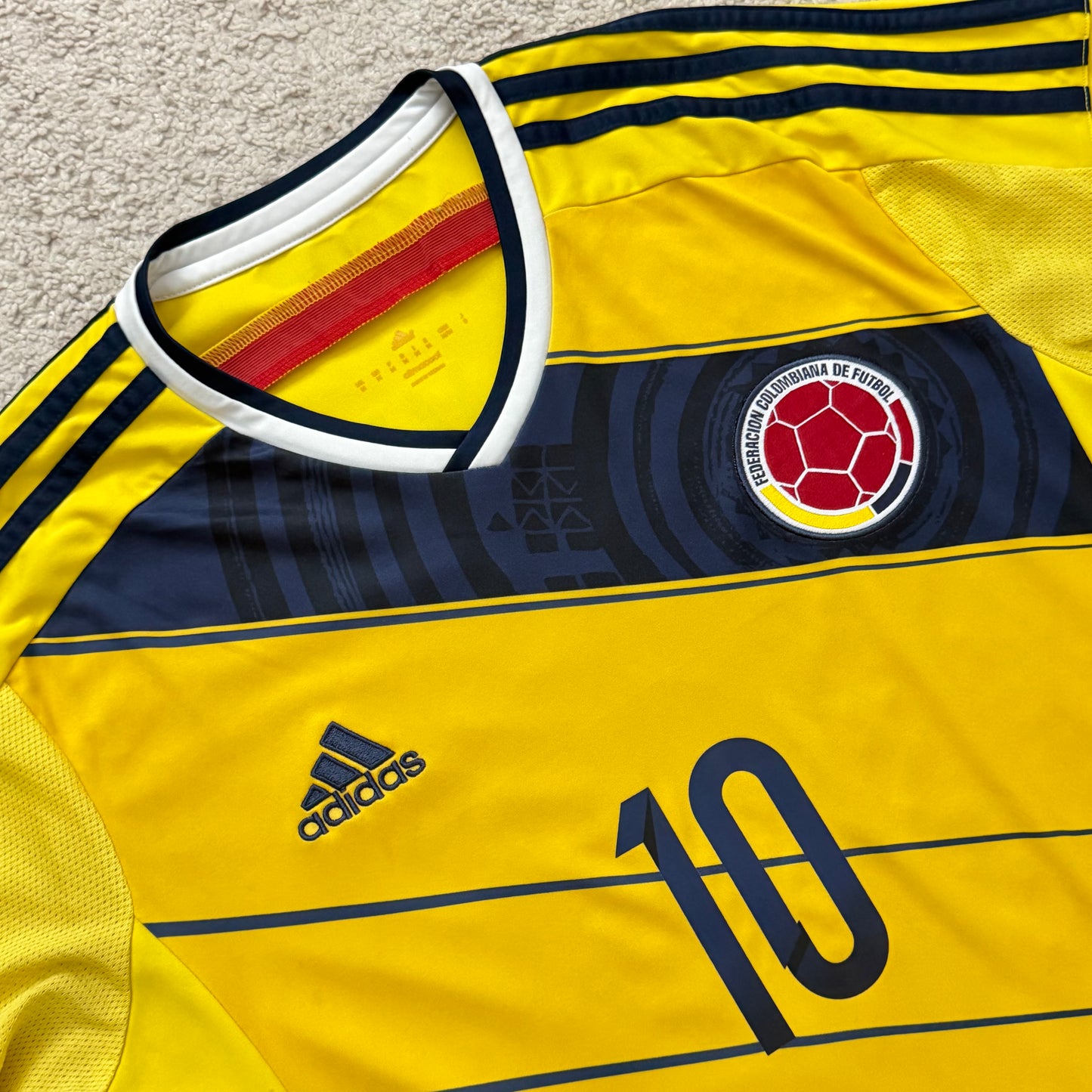 Colombia 2014 World Cup home x James Rodriguez #10 (M)