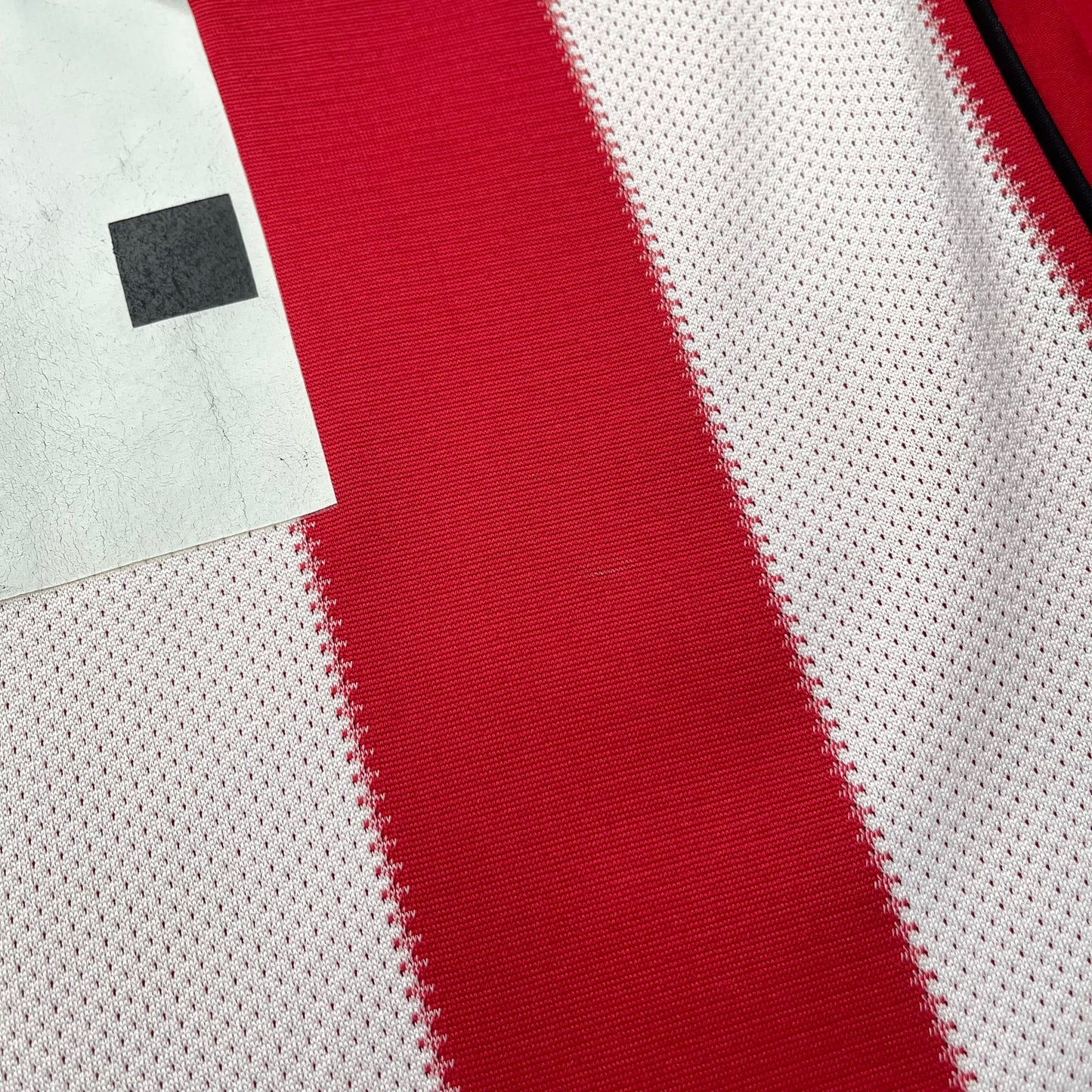 Bayern Munich 2010/11 home x Toni Kroos #39 (L)