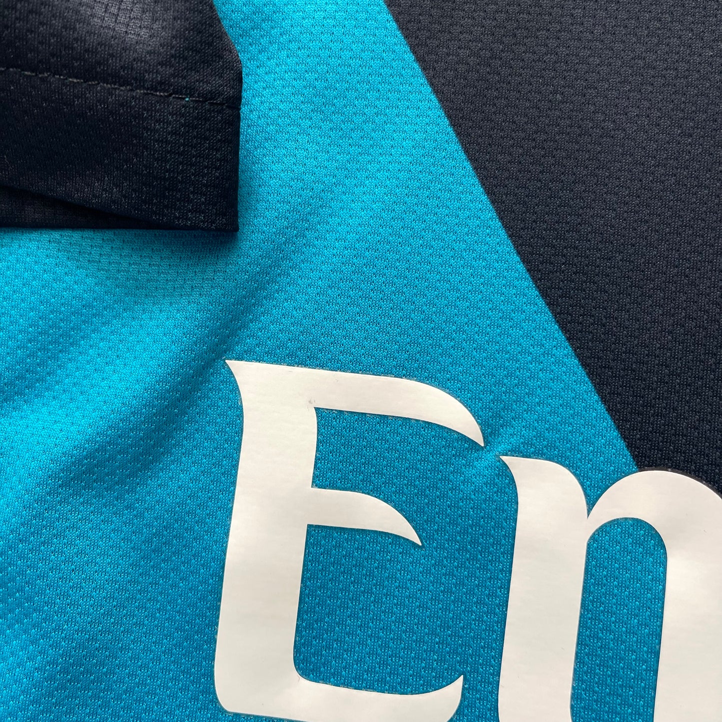 Arsenal 2011/12 away 125th Anniversary x Carlos Vela #11 (M)