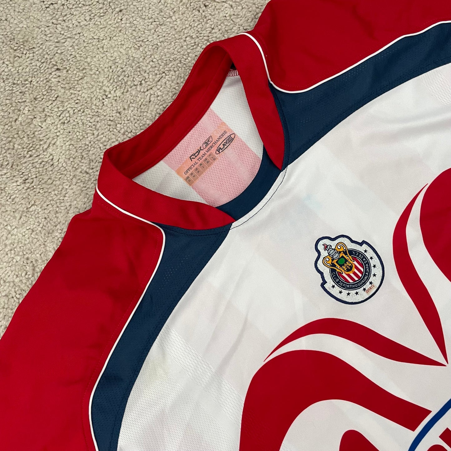 Chivas de Guadalajara 2006/07 home x Chicharito Hernandez #45 (M) *Reebok sponsor faded off