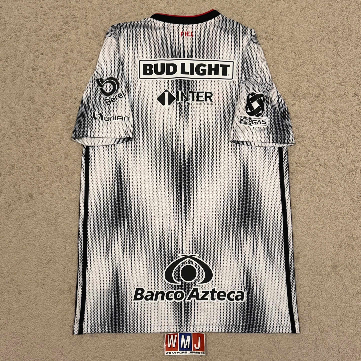 Atlas 2019/20 away (L)