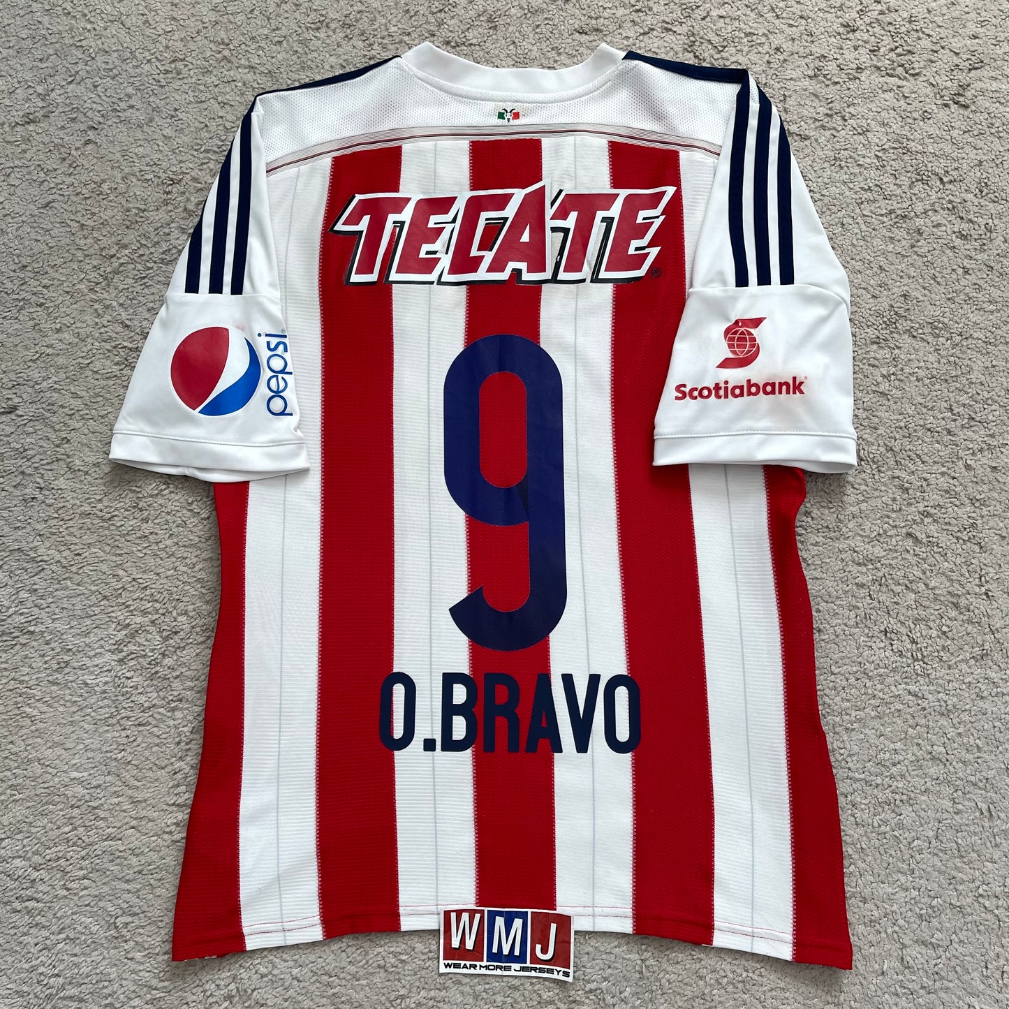 Chivas de Guadalajara 2014/15 home x Omar Bravo #9 (M)
