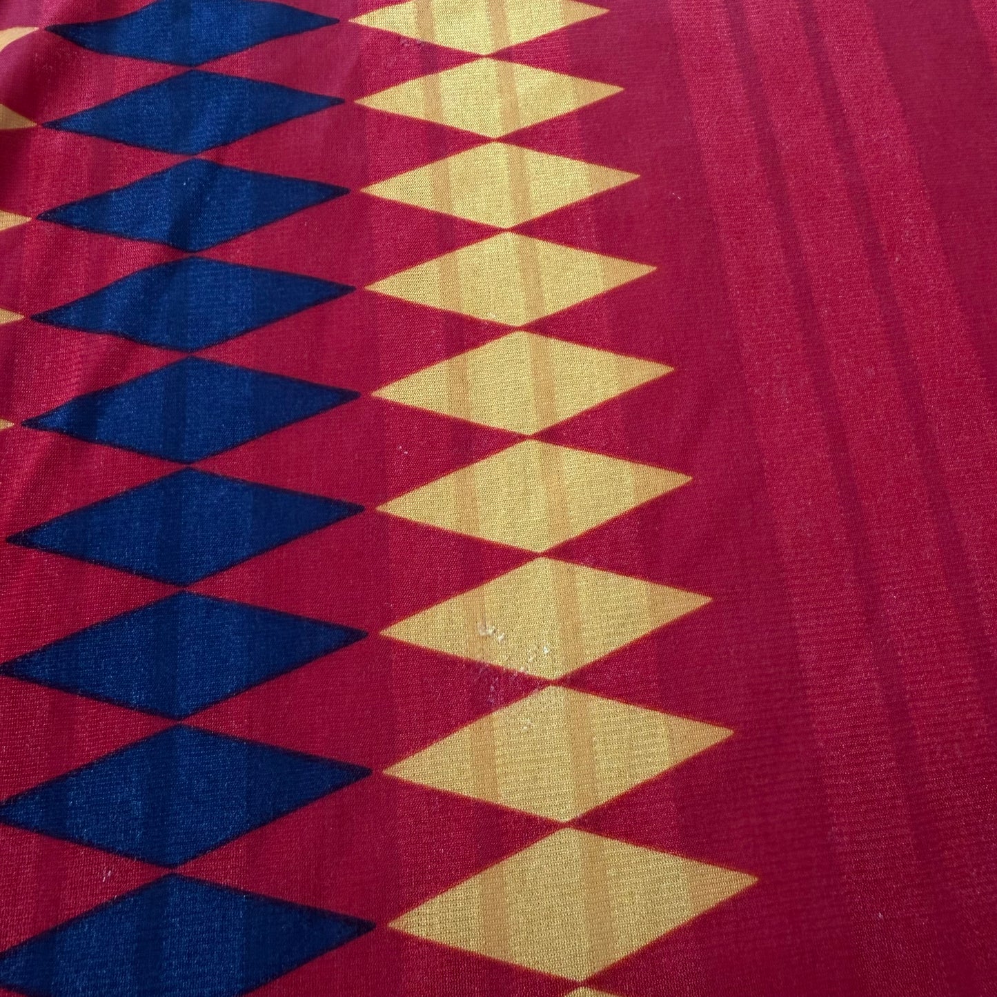 Spain 1994 World Cup home (M) *tiny holes on right sleeve
