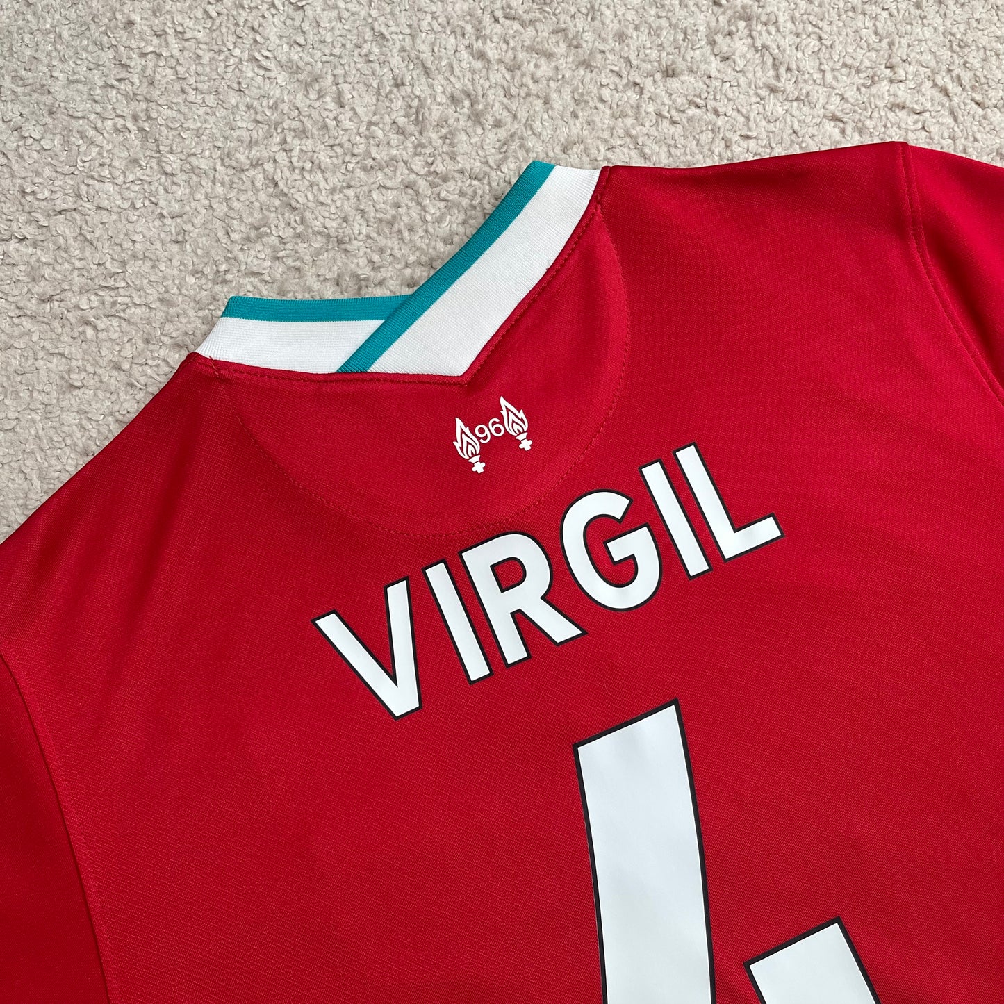 Liverpool 2020/21 home x Virgil Van Dijk #4 (M)