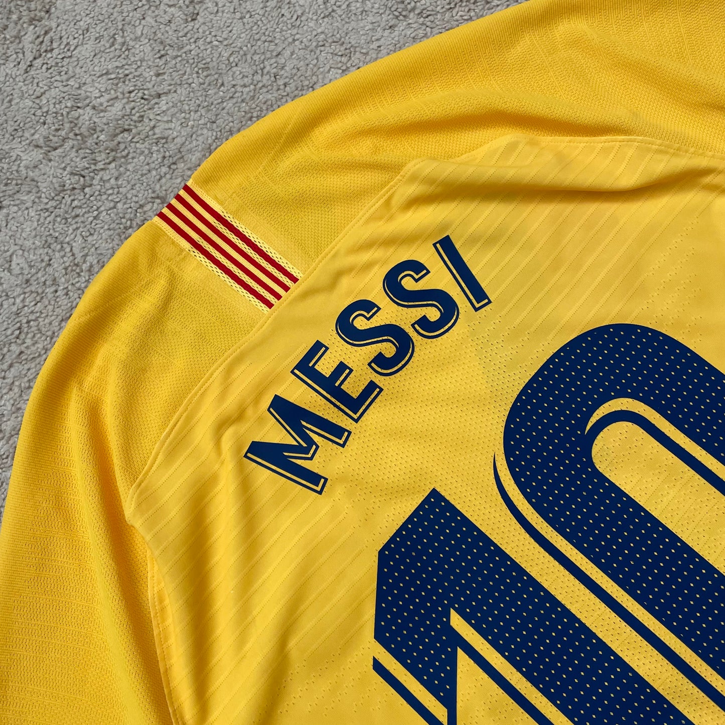 Barcelona 2019/20 away PLAYER VERSION x Messi #10 (XL)