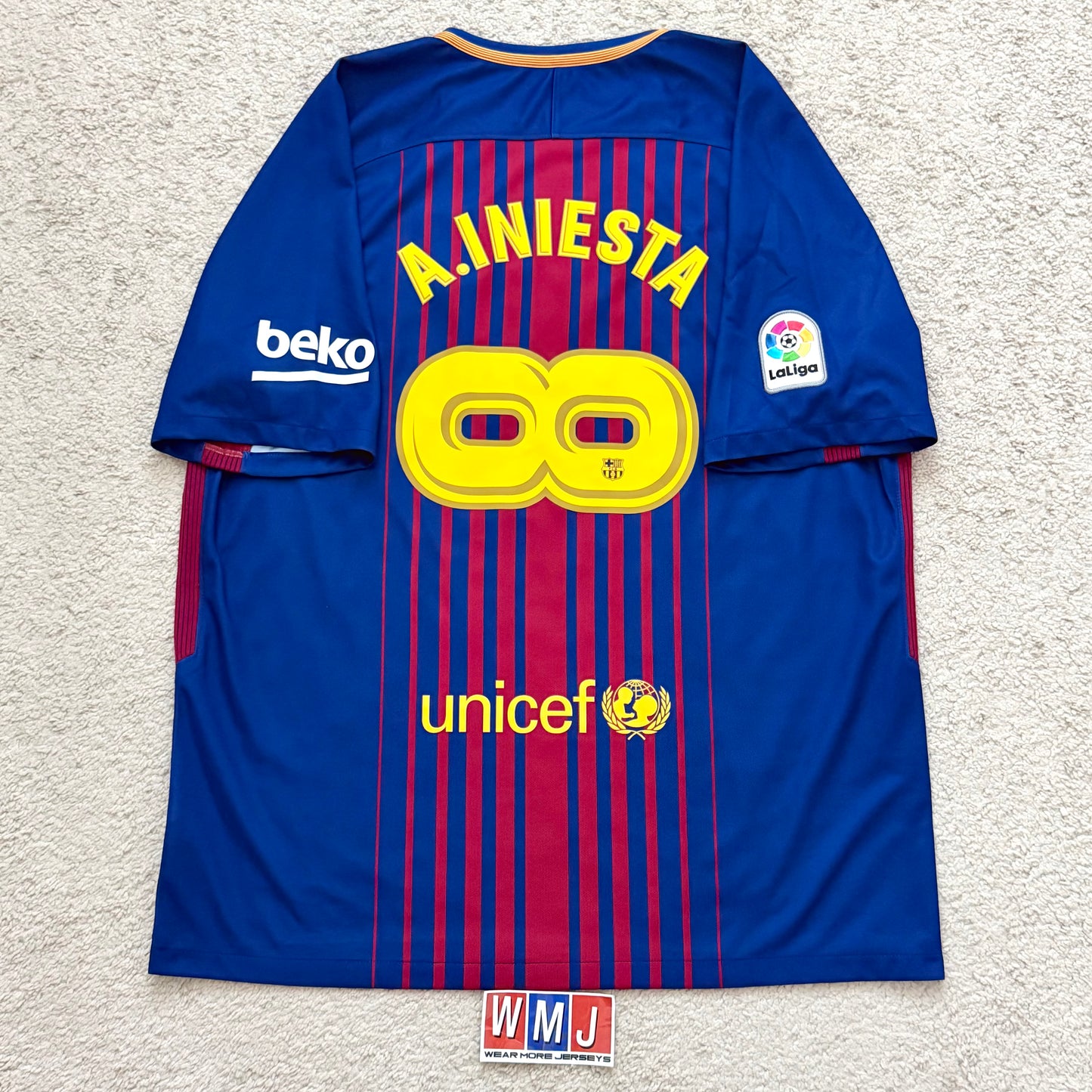 Barcelona 2017/18 home x Andres Iniesta INFINITO SPECIAL EDITION (XL)