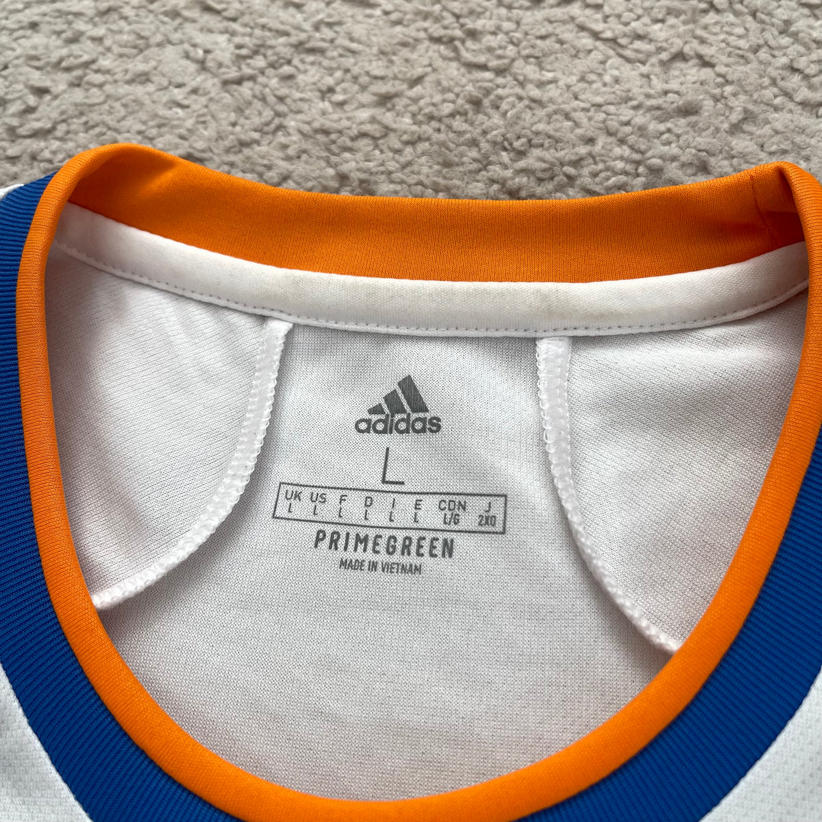 Real Madrid 2021/22 home x Karim Benzema #9 (L)