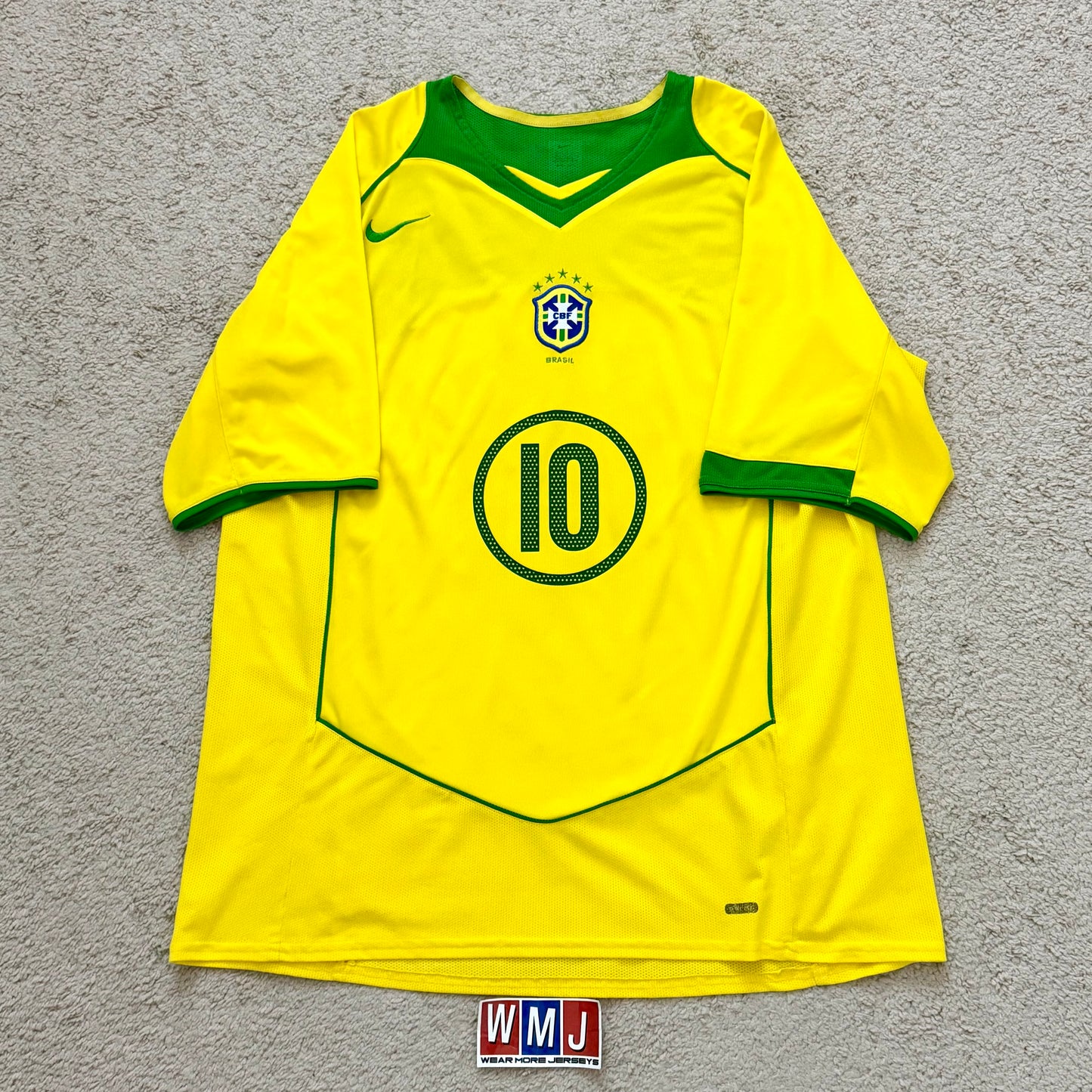 Brazil 2004/05 home x Ronaldinho #10 (XL)