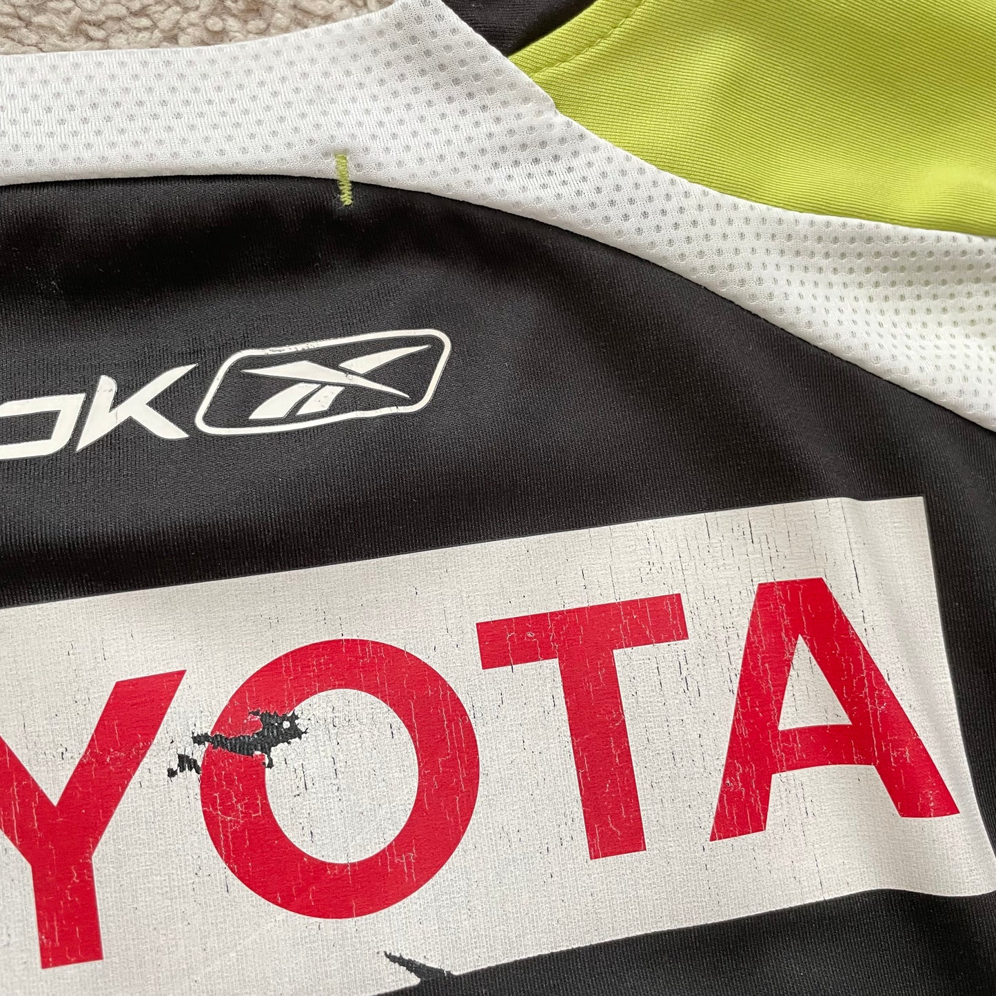 Chivas de Guadalajara 2008/09 away x Chicharito Hernandez #14 (L)