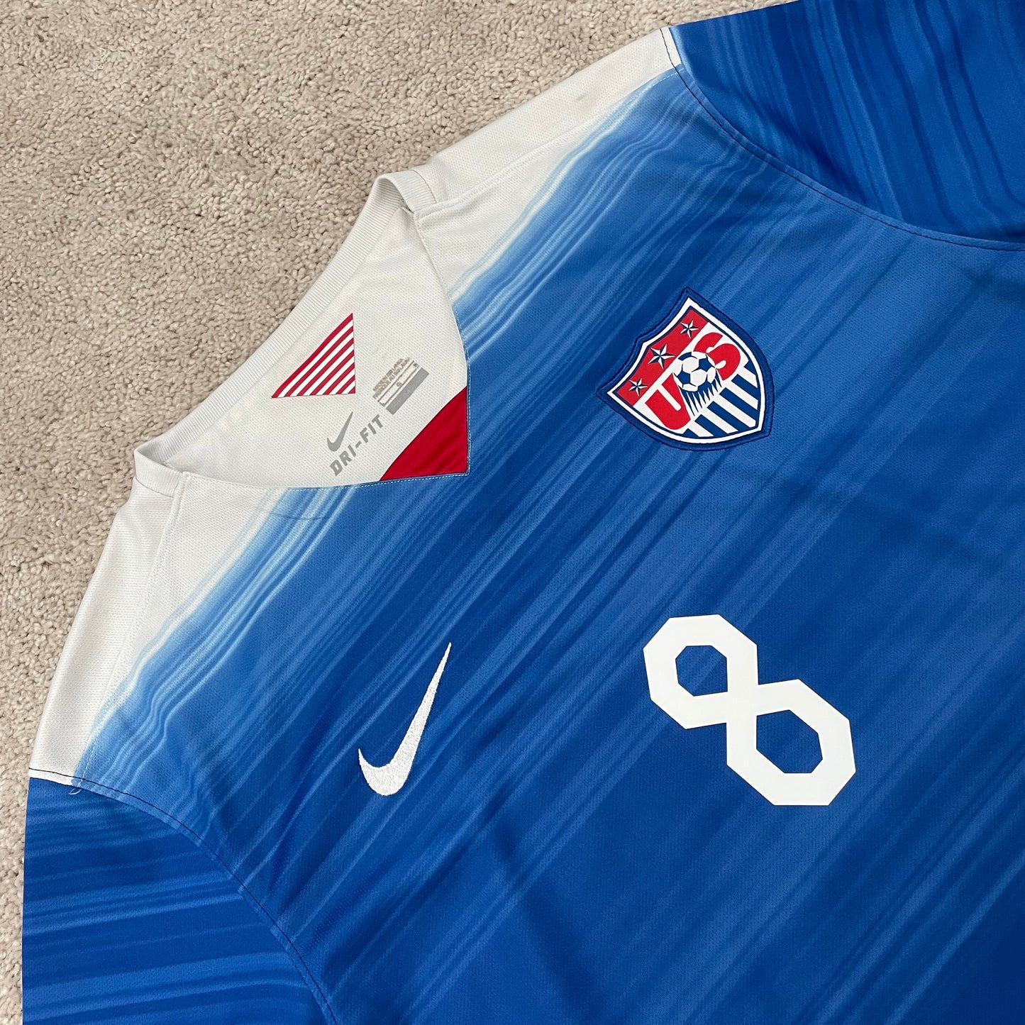 USA 2015/16 away x Clint Dempsey #8 (L)