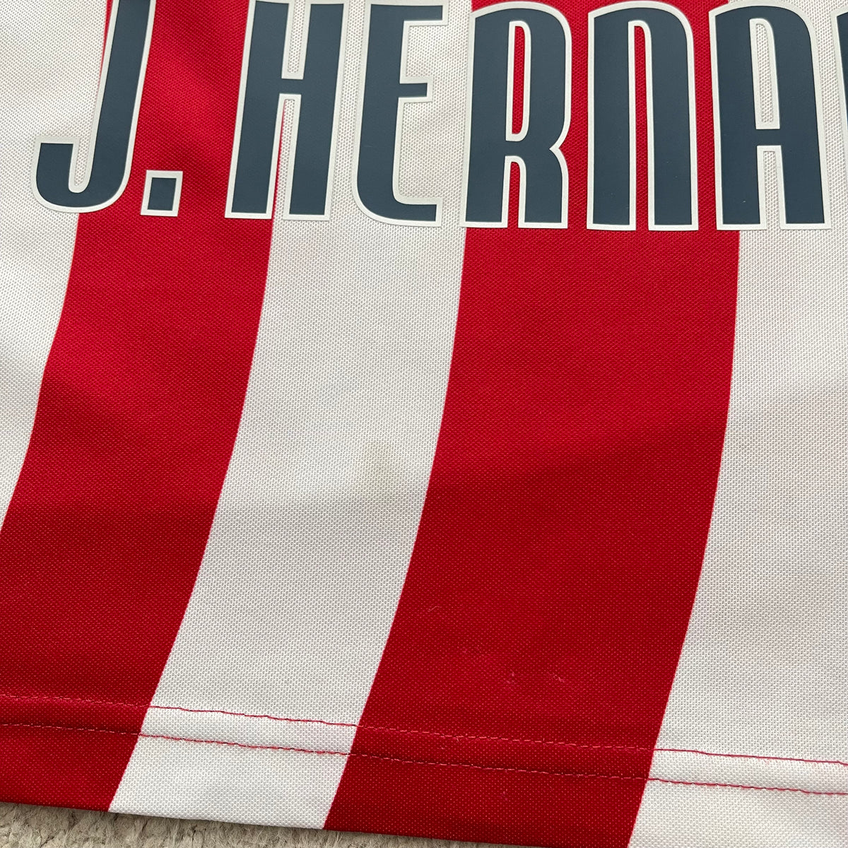 Chivas de Guadalajara 2007/08 home LONG SLEEVES x Chicharito Hernandez #25 (M)