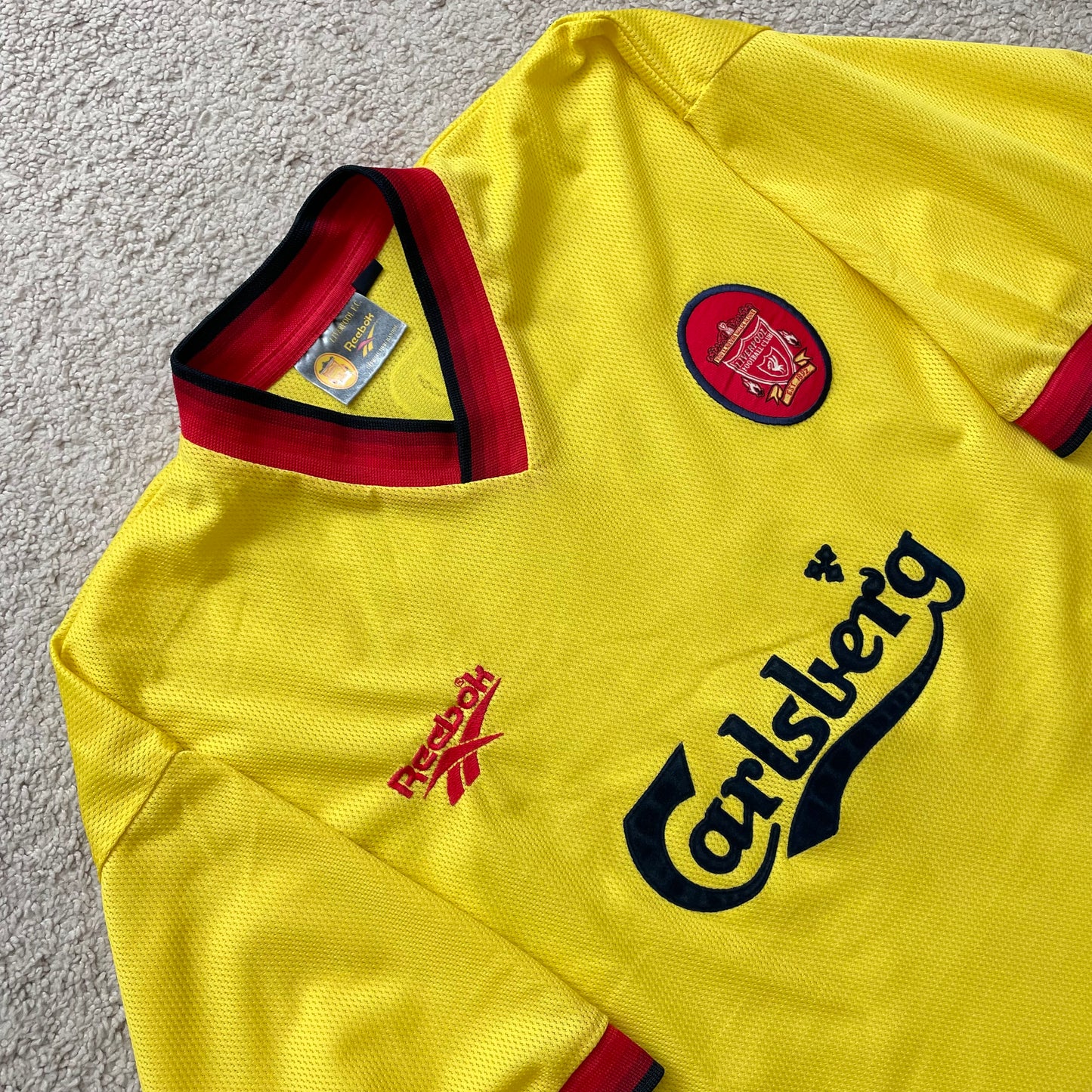 Liverpool 1998/99 x Steven Gerrard #28 (L, runs big)