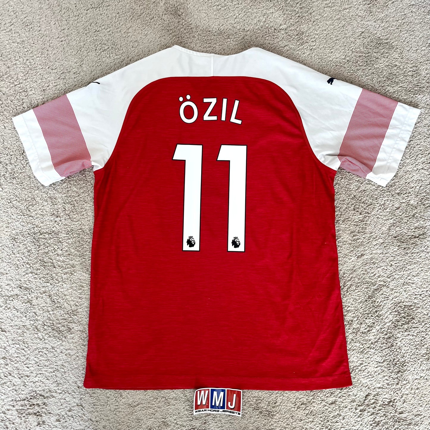 Arsenal 2018/19 home x Mesut Özil #11 (L)