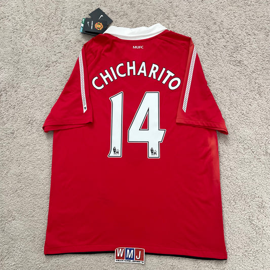 Manchester United 2010/11 home x Chicharito #14 (XL) *BRAND NEW WITH TAGS (discoloration on right side)