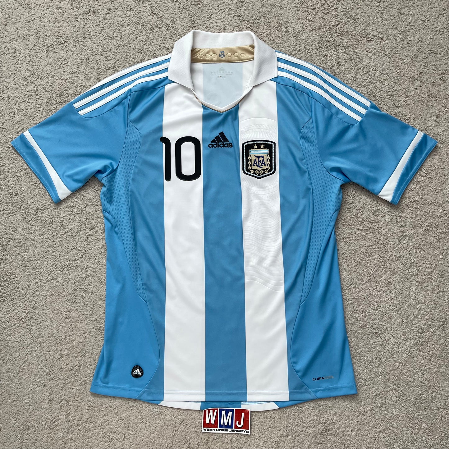 Argentina 2011 Copa America home x Messi #10 (L)