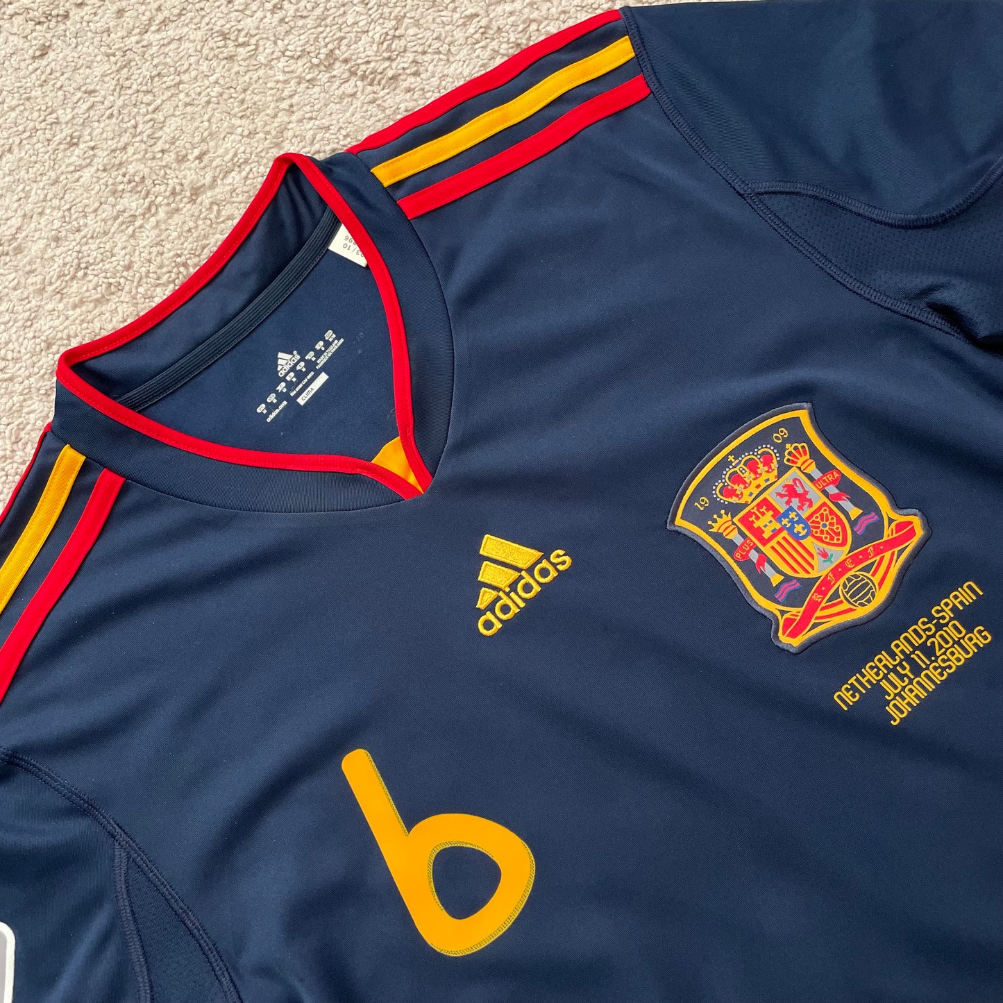 Spain 2010 World Cup away x Andres Iniesta #6 (M)