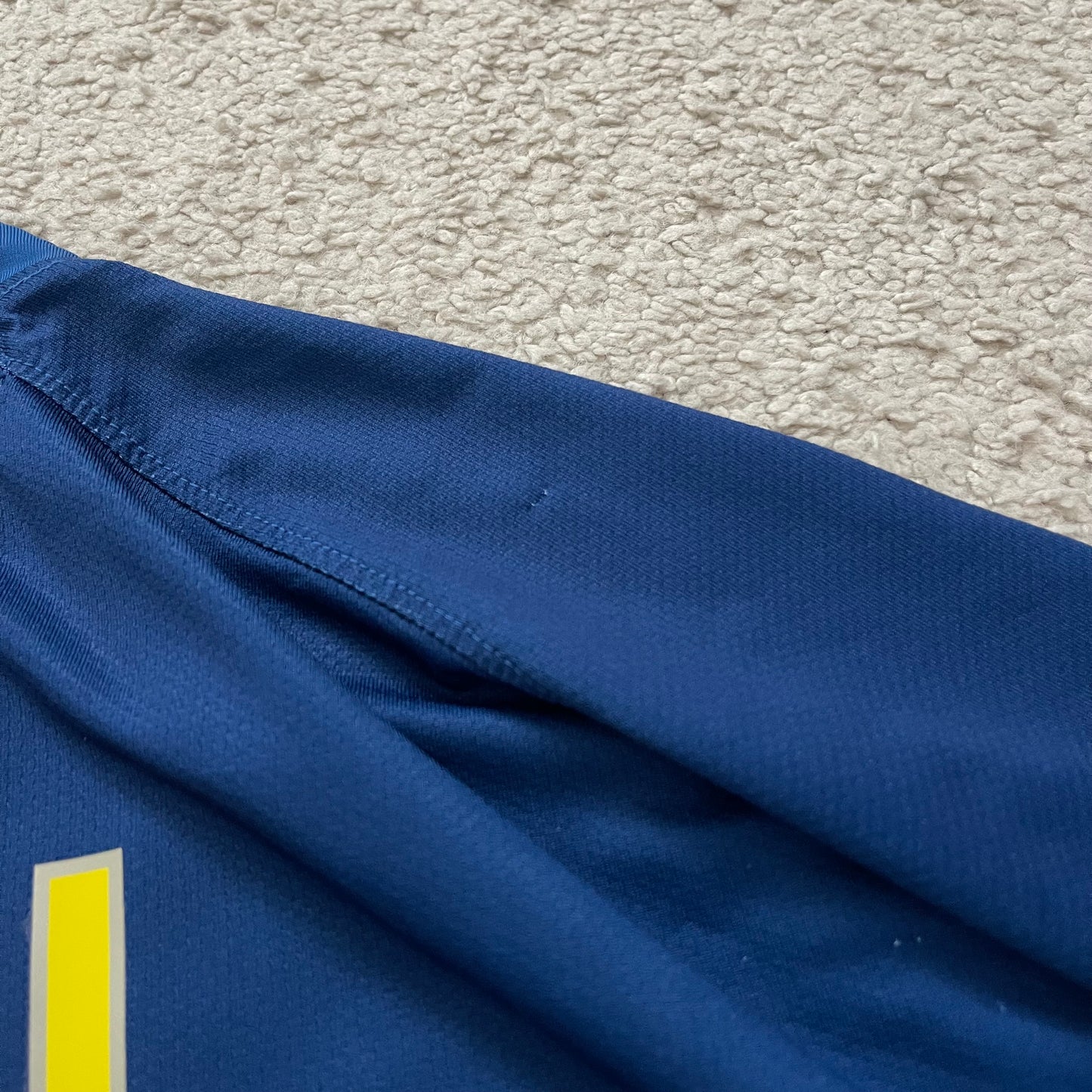 Barcelona 2008/09 home x Messi #10 (XL) *small hole on the front