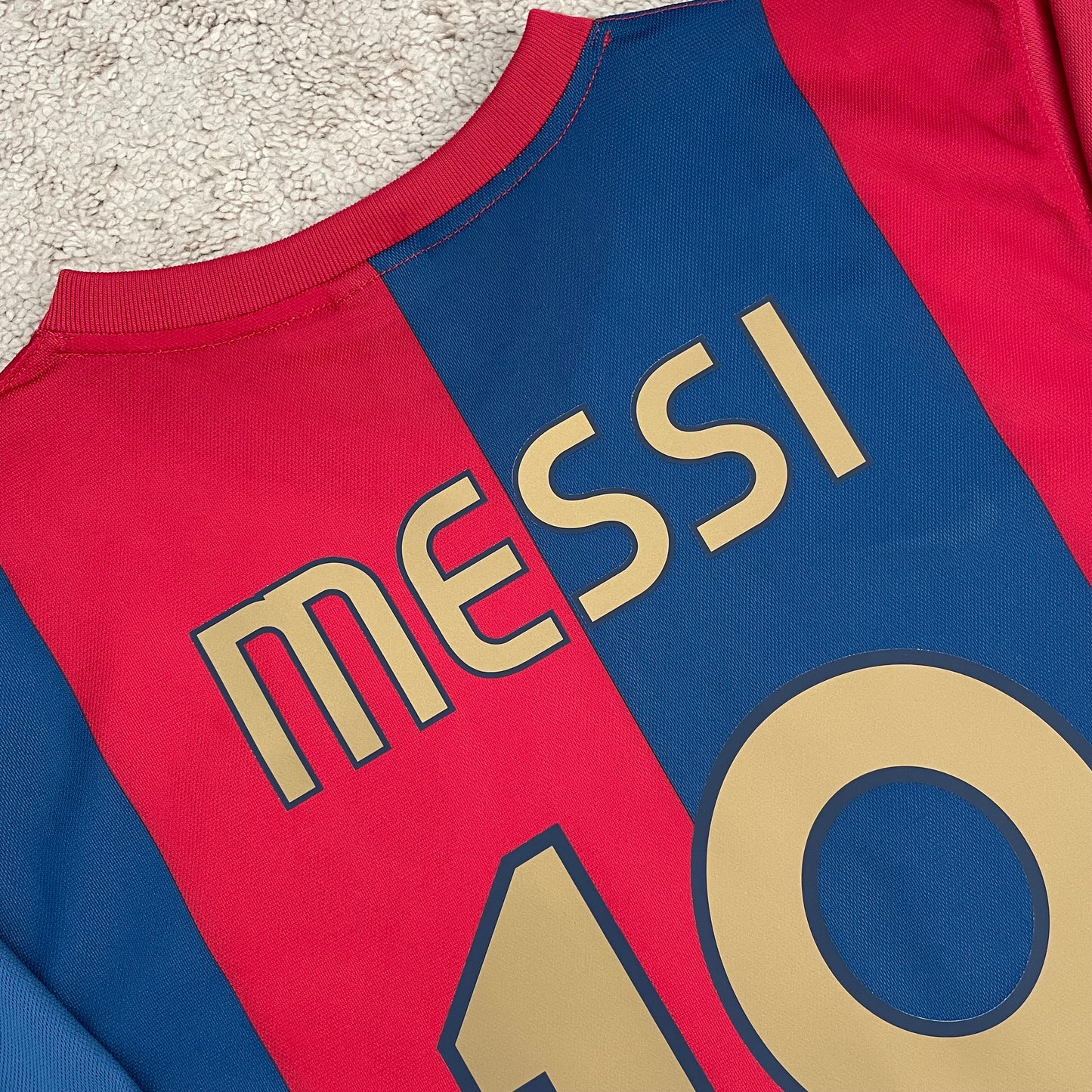 Barcelona 2006/07 home x Messi #19 (L)