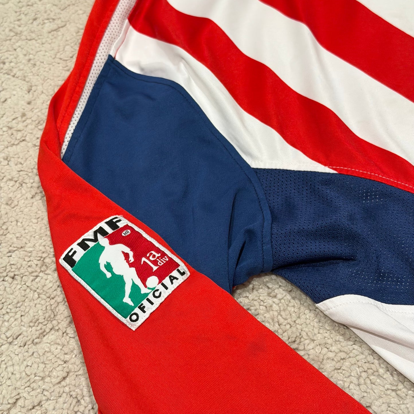 Chivas de Guadalajara 2005/06 home LONG SEEVES  x Bofo Bautista #100 (XXL)