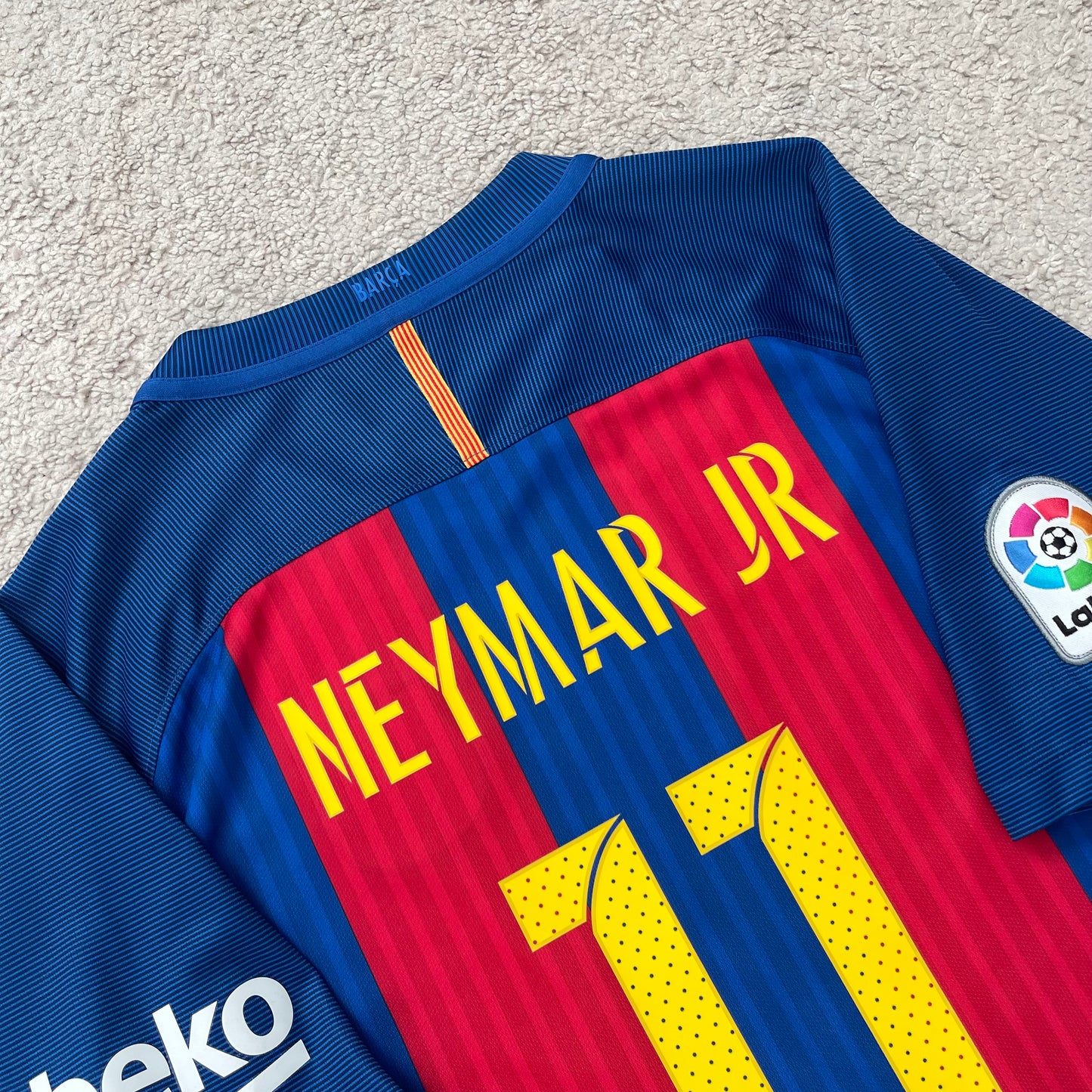 Barcelona 2016/17 home x Neymar Jr #11 (M)